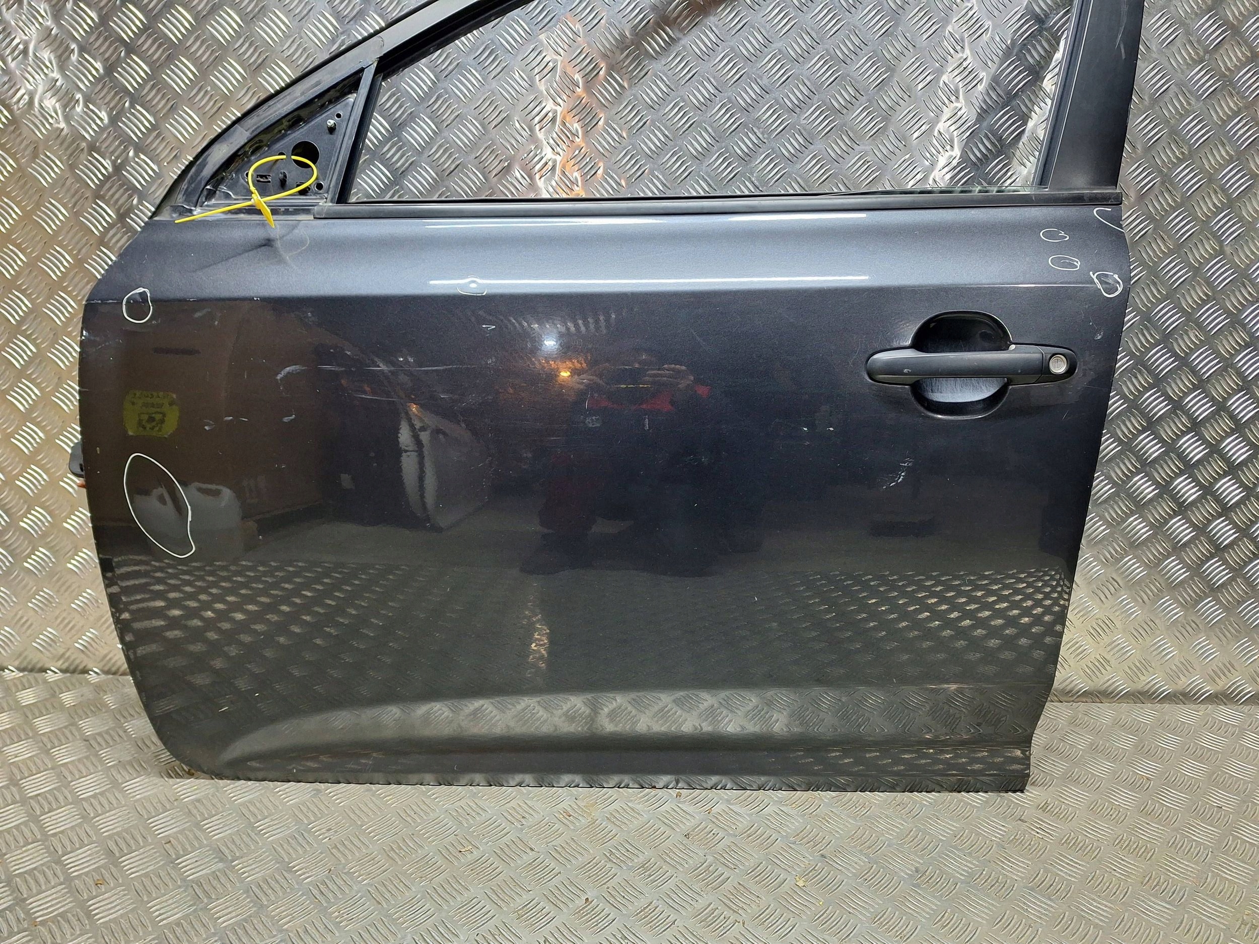door left front KIA CEED and 06-12 complete