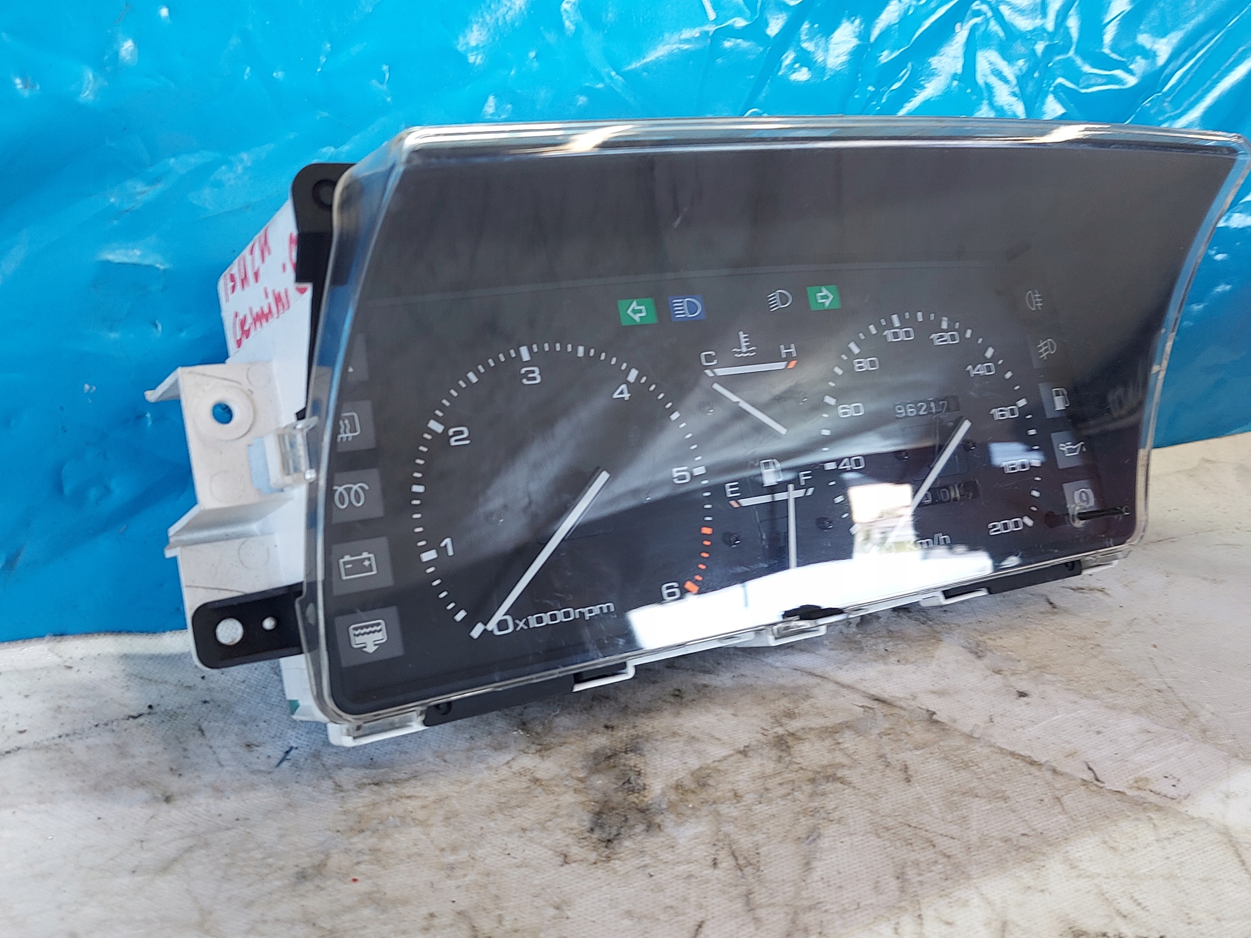 dials clock ISUZU GEMINI 894313491