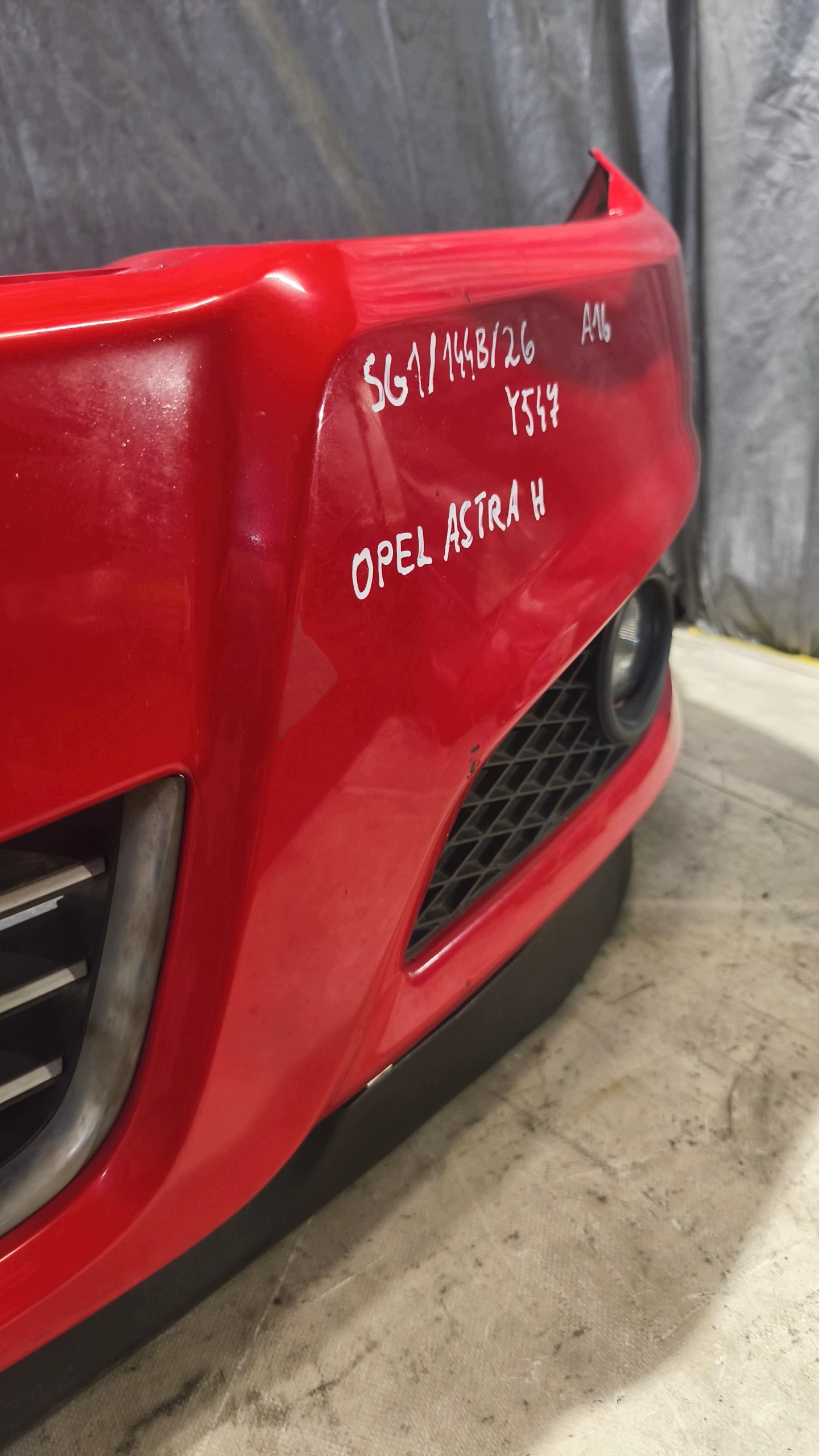 Frontstoßstange OPEL ASTRA H GTC K: Y547