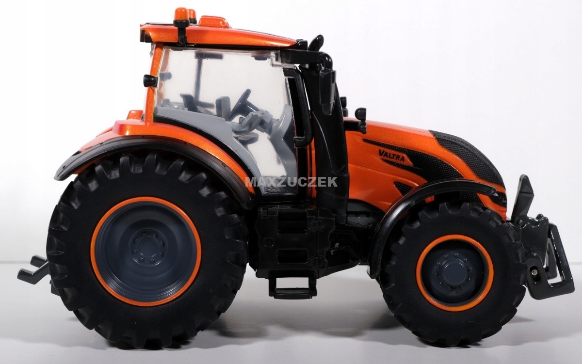 TRACTEUR MINIATURE VALTRA T254 Orange 43273 BRITAINS 1/32