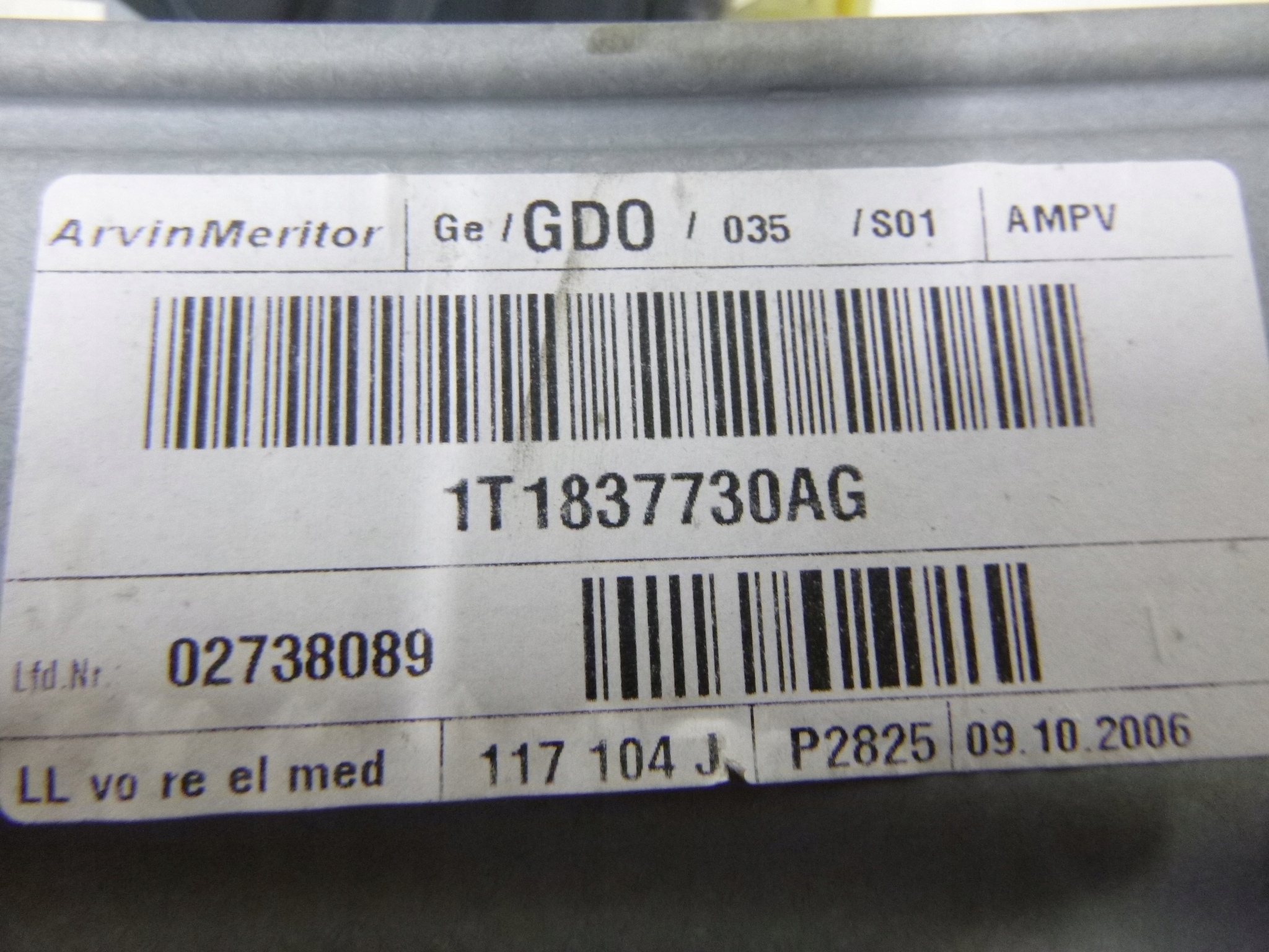 MÉCANISME VITRE AVANT DROITE VW TOURAN ET 06R.