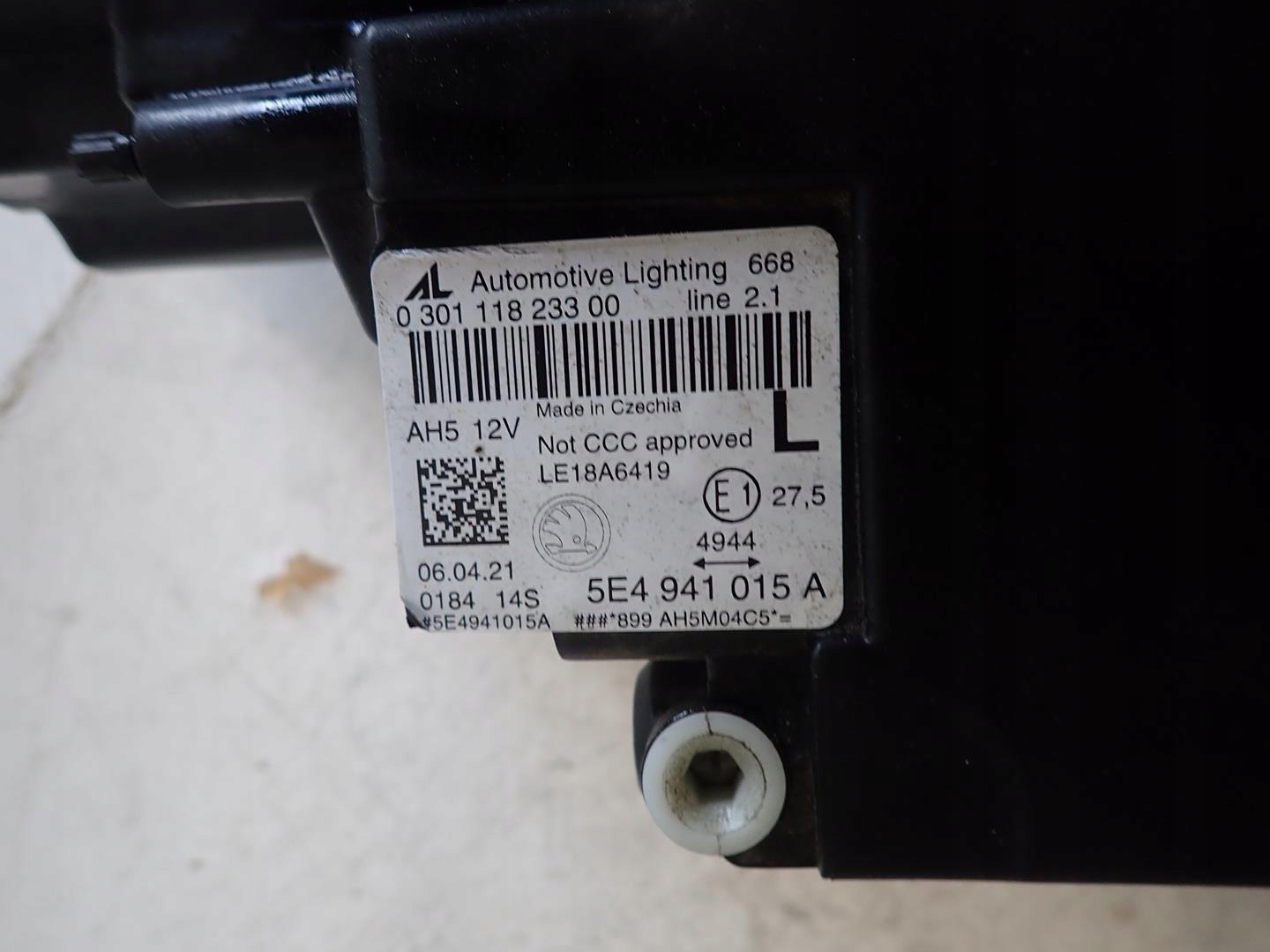 light front front left SKODA OCTAVIA IV 2020- FULL LED 5E4941015A