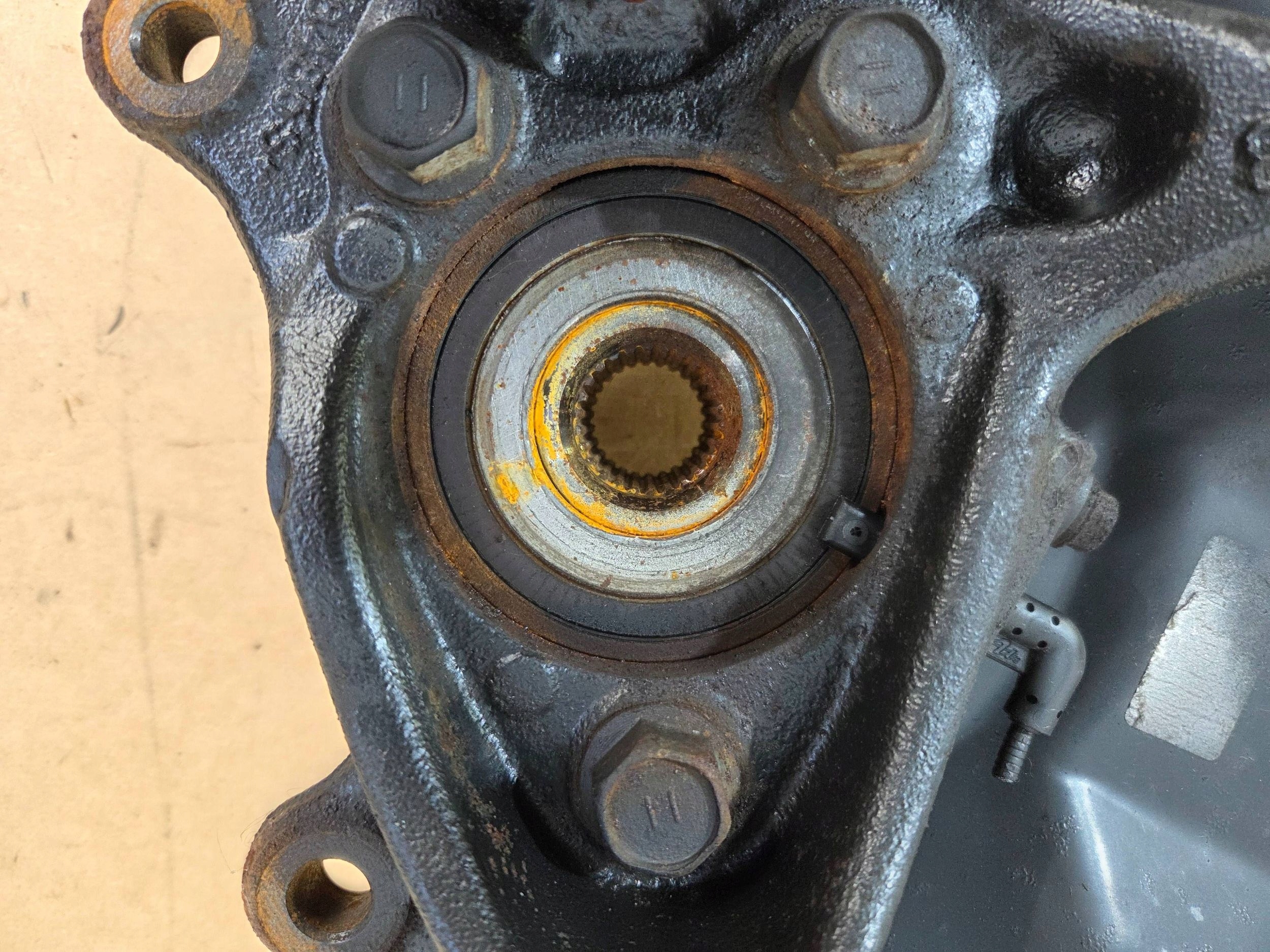 Toyota C-HR and swing front left 1,8 H / 2016-2023 (Z751)