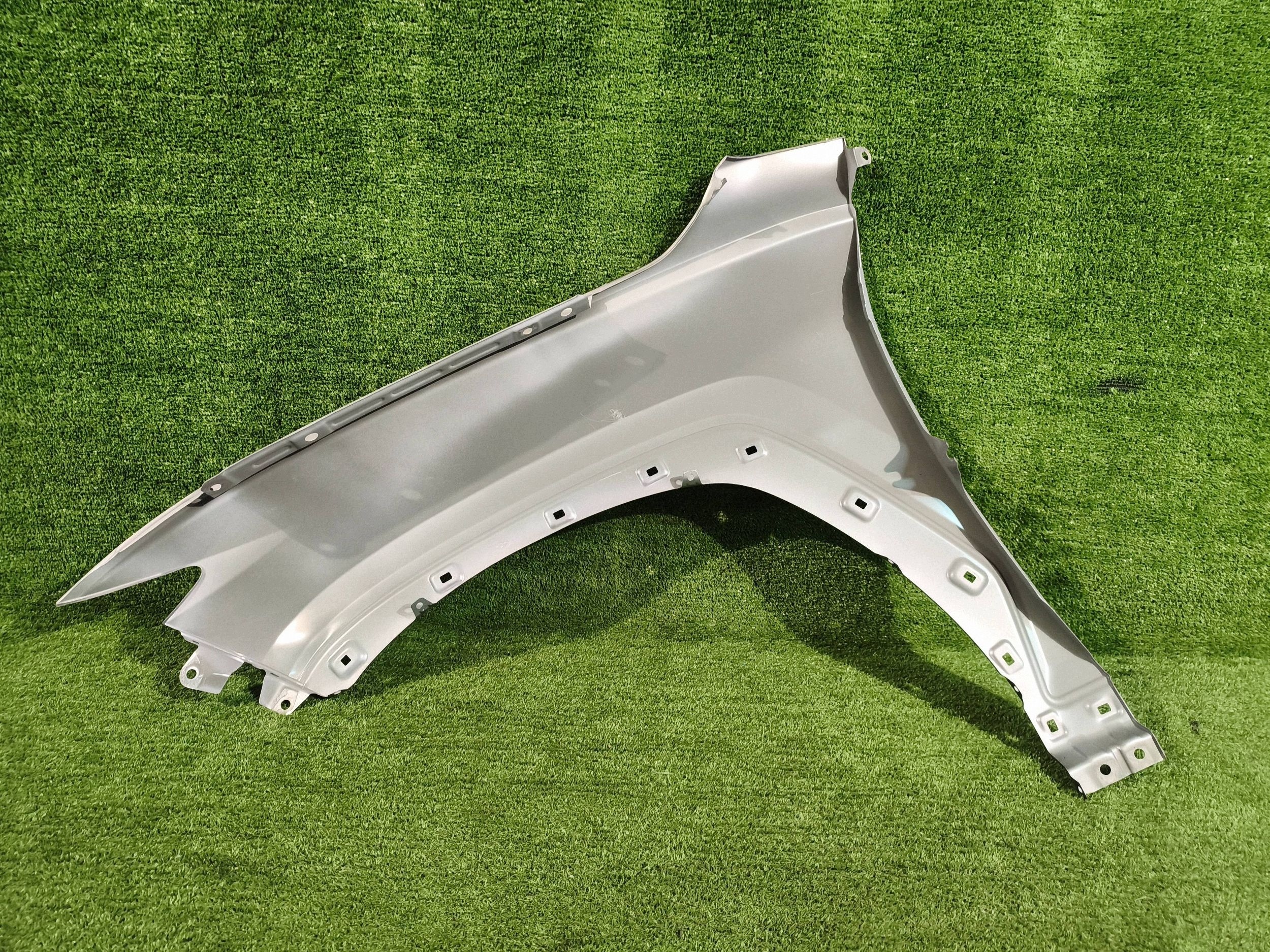 fender front right HYUNDAI TUCSON IV NR.807