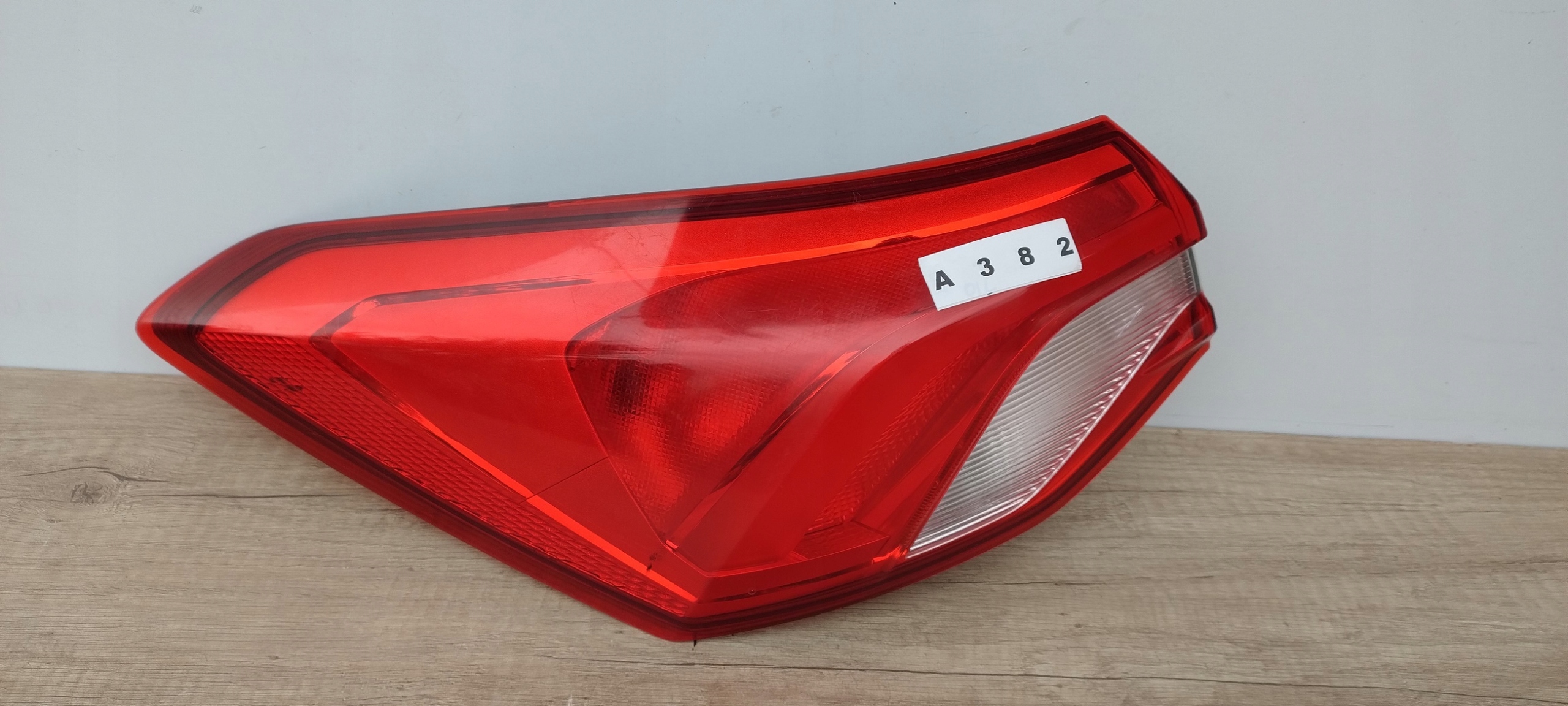 FORD FOCUS MK4 sedan left light W fender rear part LED