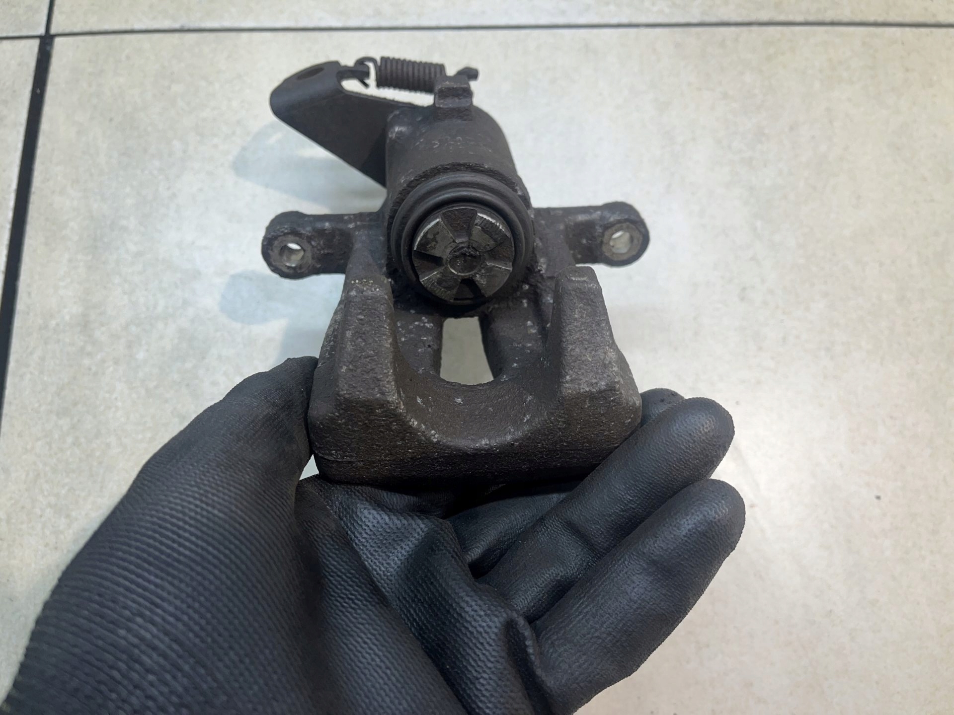 caliper brake right rear part RENAULT SCENIC II LIFT