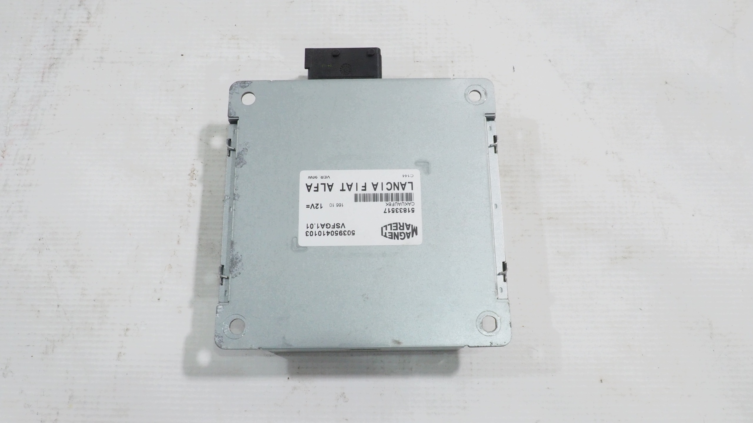 Fiat 500 module control unit radia 51833517
