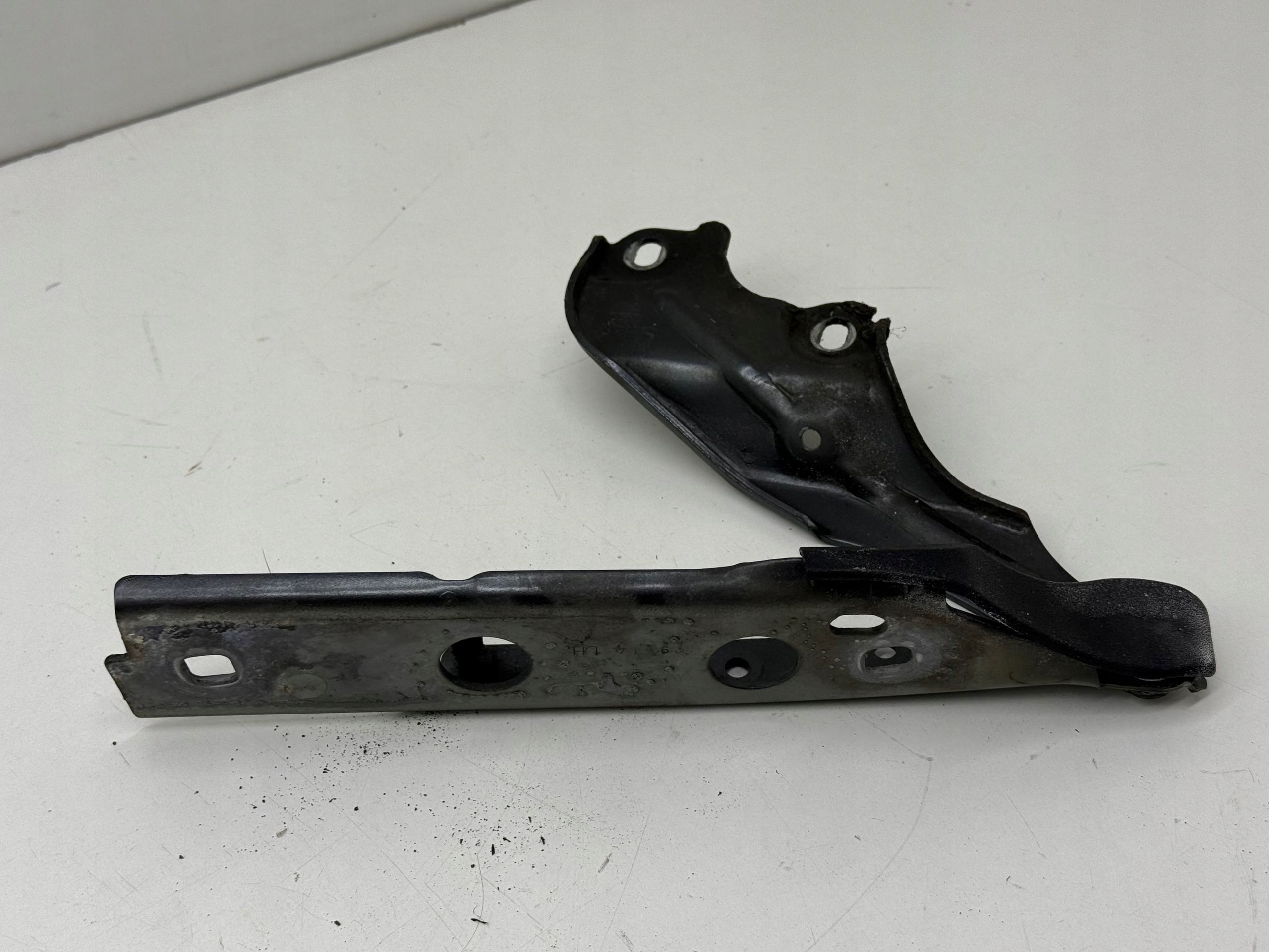 AUDI A7 A6 C7 hinge bonnets pokrywy of the engine colour LZ7S left original