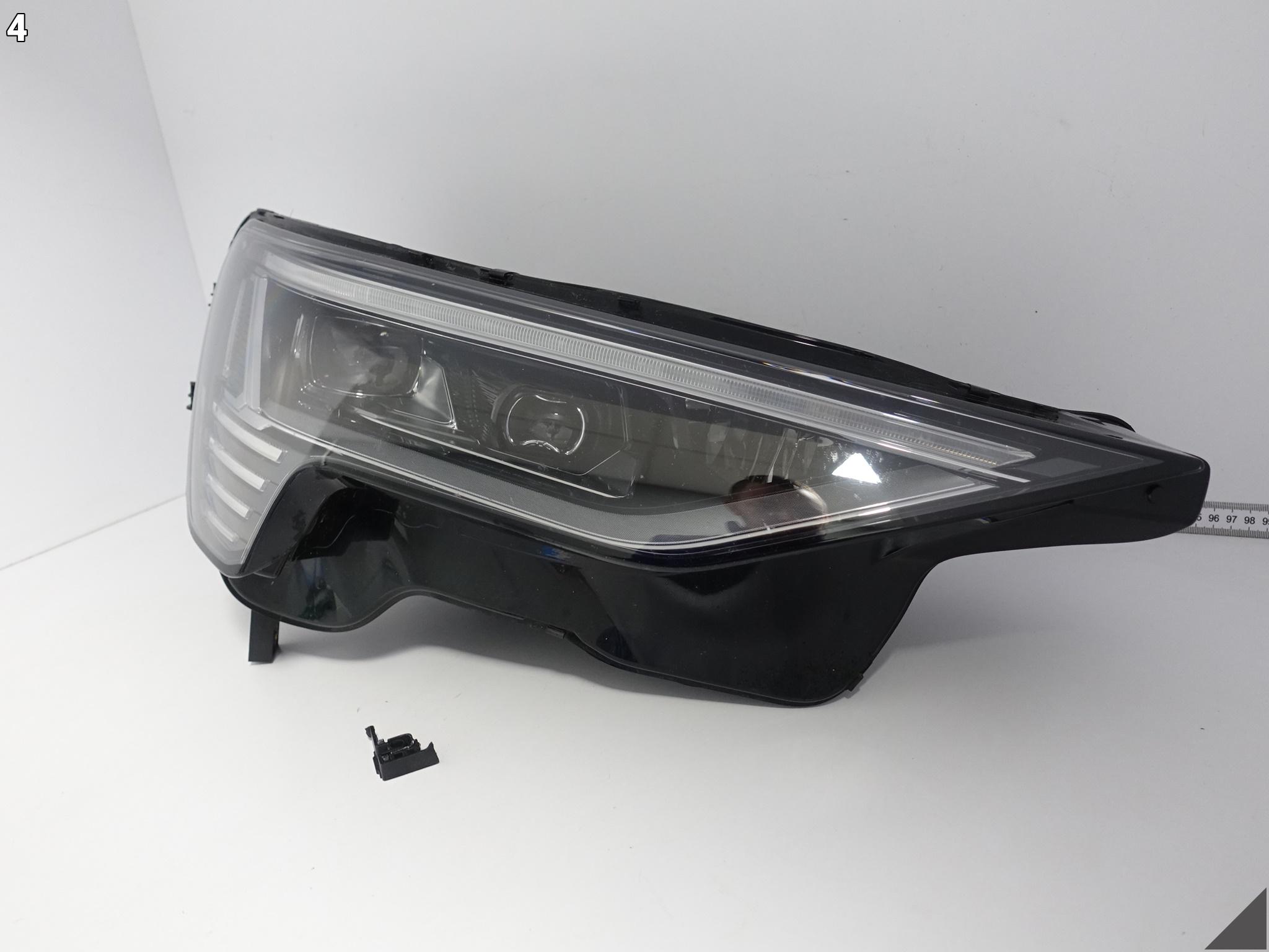 AUDI E-TRON / Q8 E-TRON LIFT 22- Licht FULL LED DIGITAL MATRIX LIGHT rechts