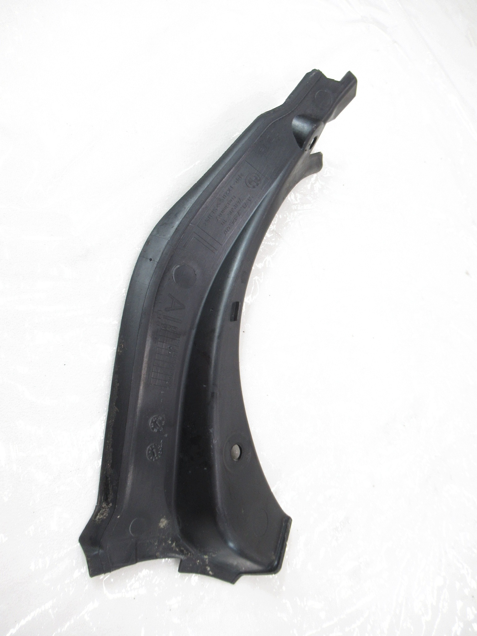 moulding cover spoiler lights left left rear part BMW e60 sedan