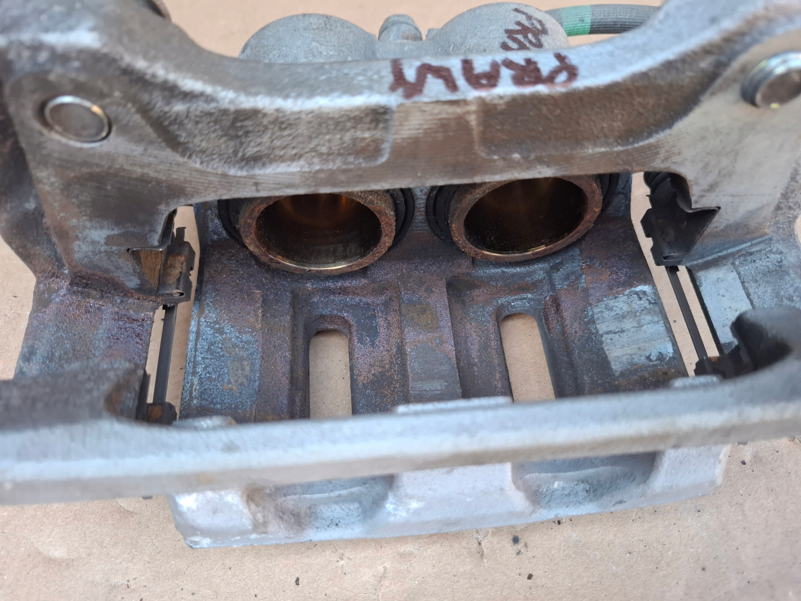 caliper brakes front right HONDA CR-V V 2.0 HYBRYDA 22r