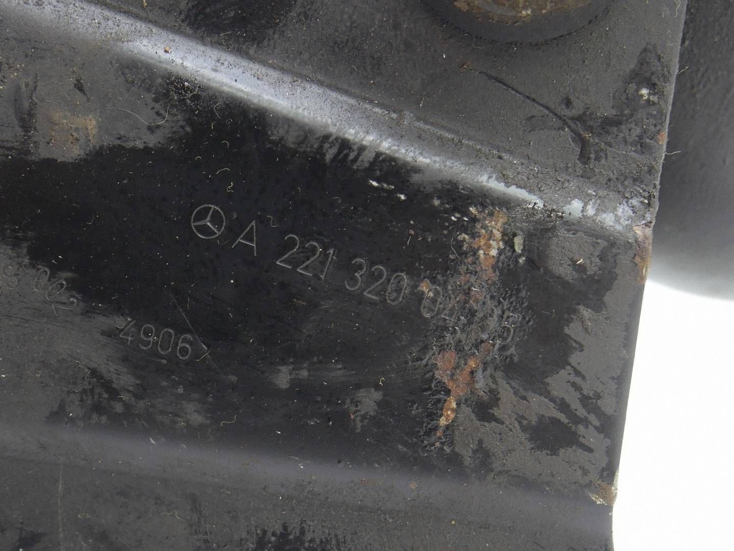 Pumpe hydraulische Achsträgers Sensor ABC MERCEDES CL C216 A2213200258