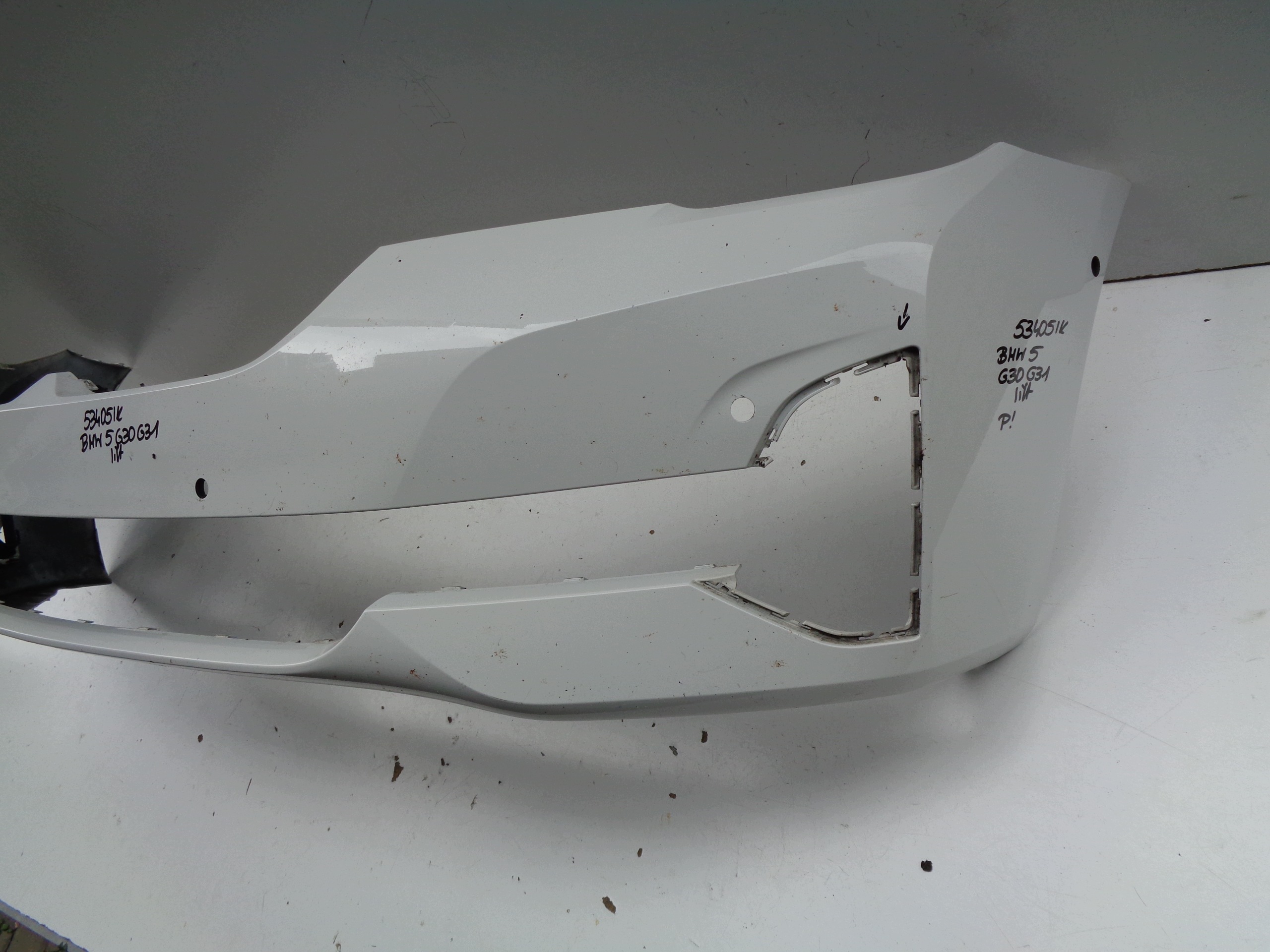 front bumper BMW 5 G30 G31 20- LIFT NR 53405