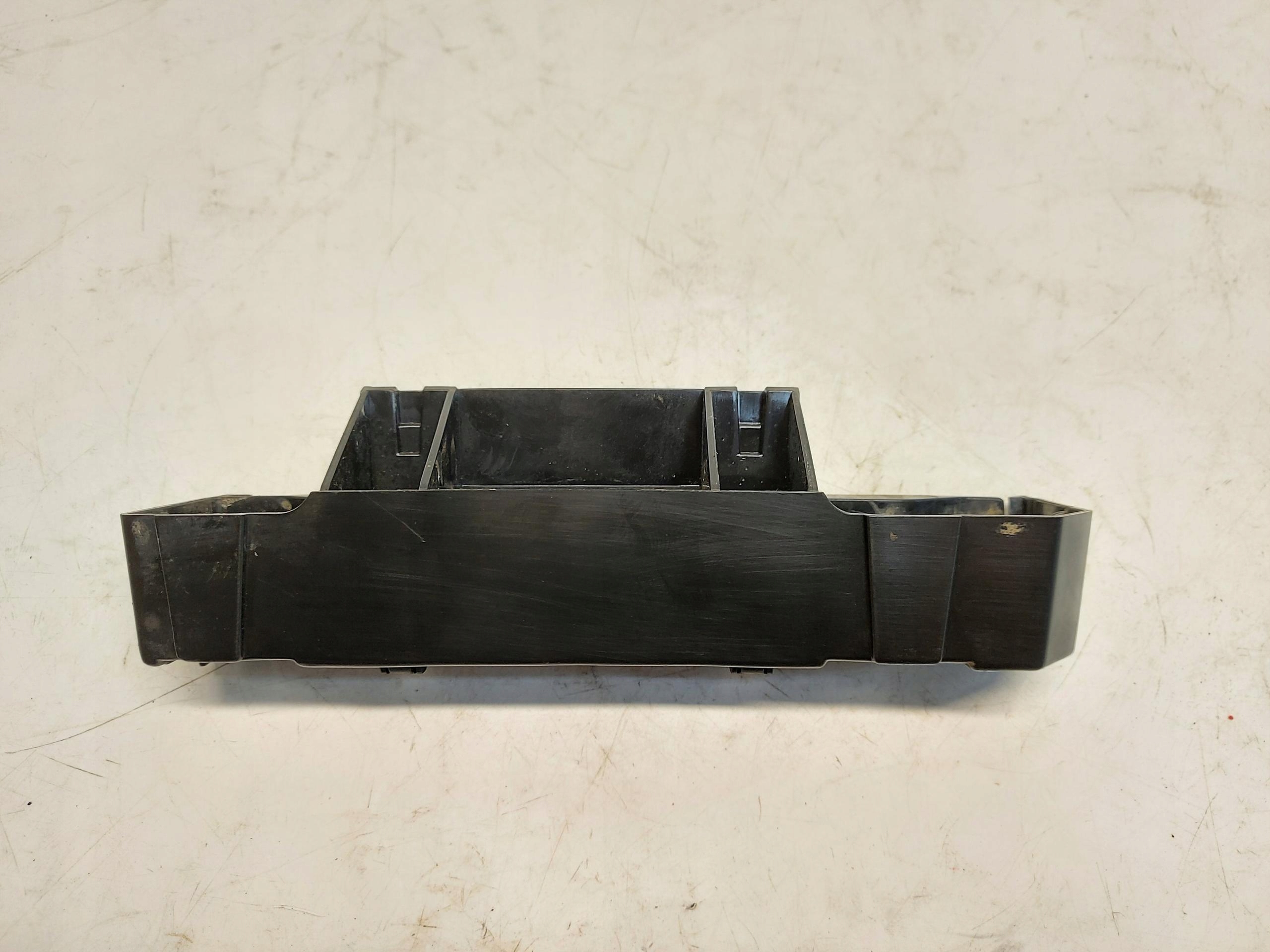 Mercedes W254 GLC 220d support holder of the threshold left front A2546989100
