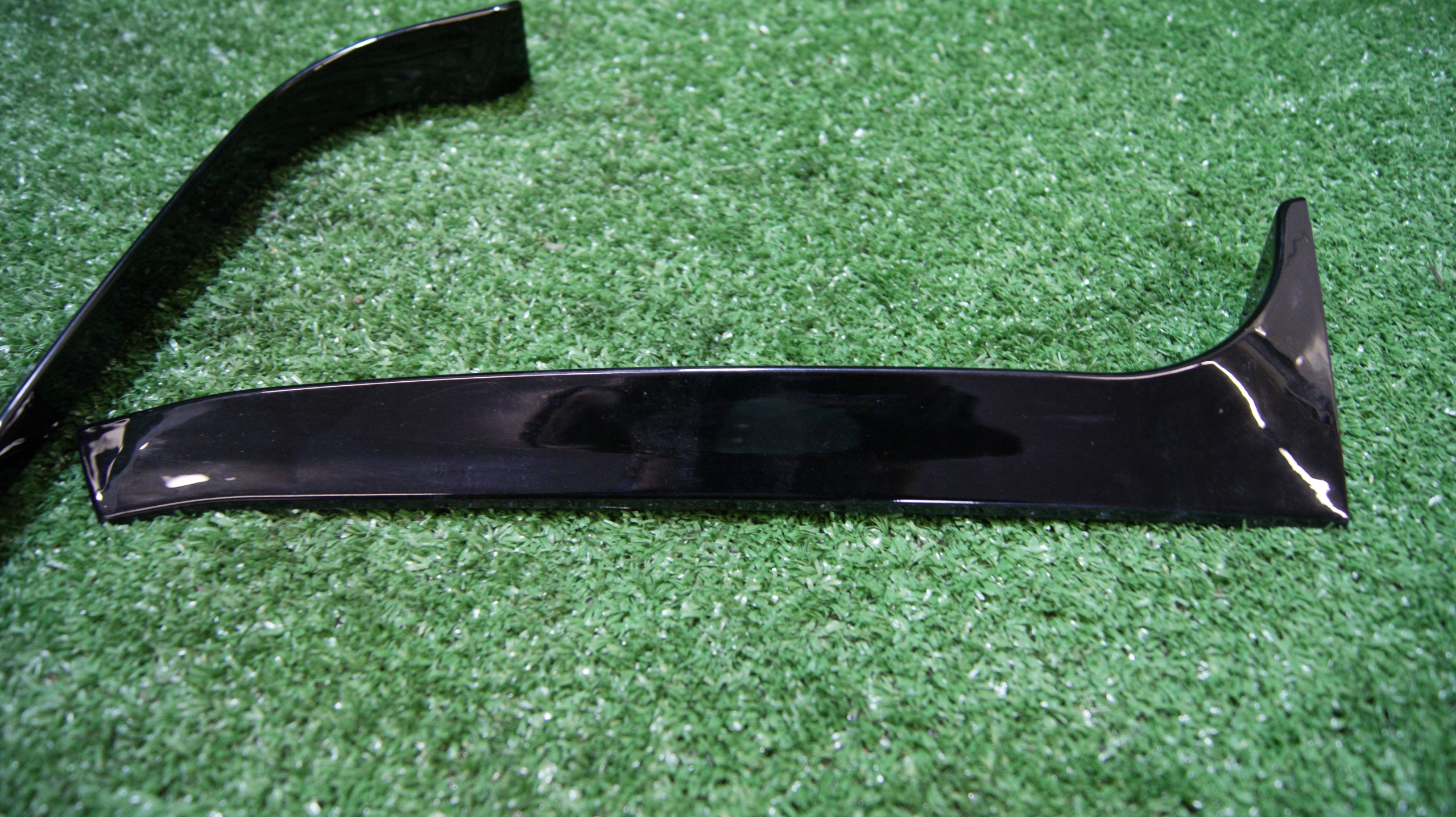 Carénage du capot VOLKSWAGEN GOLF 6 GTI 3D
