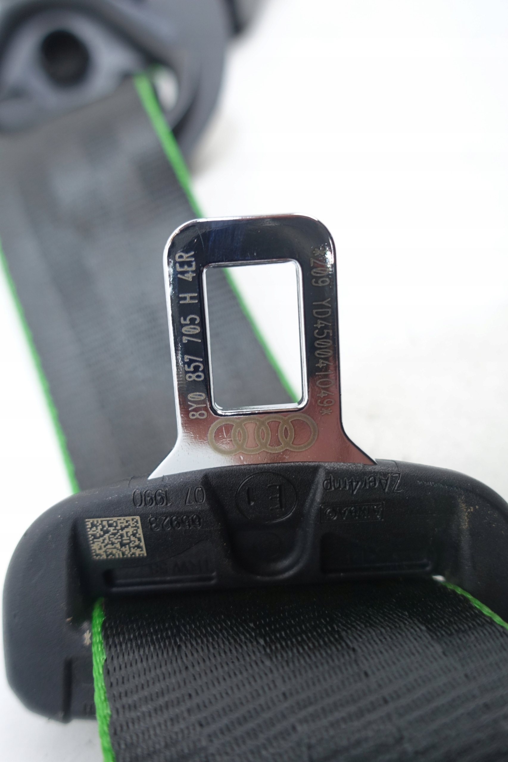 Gurten Sicherheits links vorne AUDI A3 8Y 20