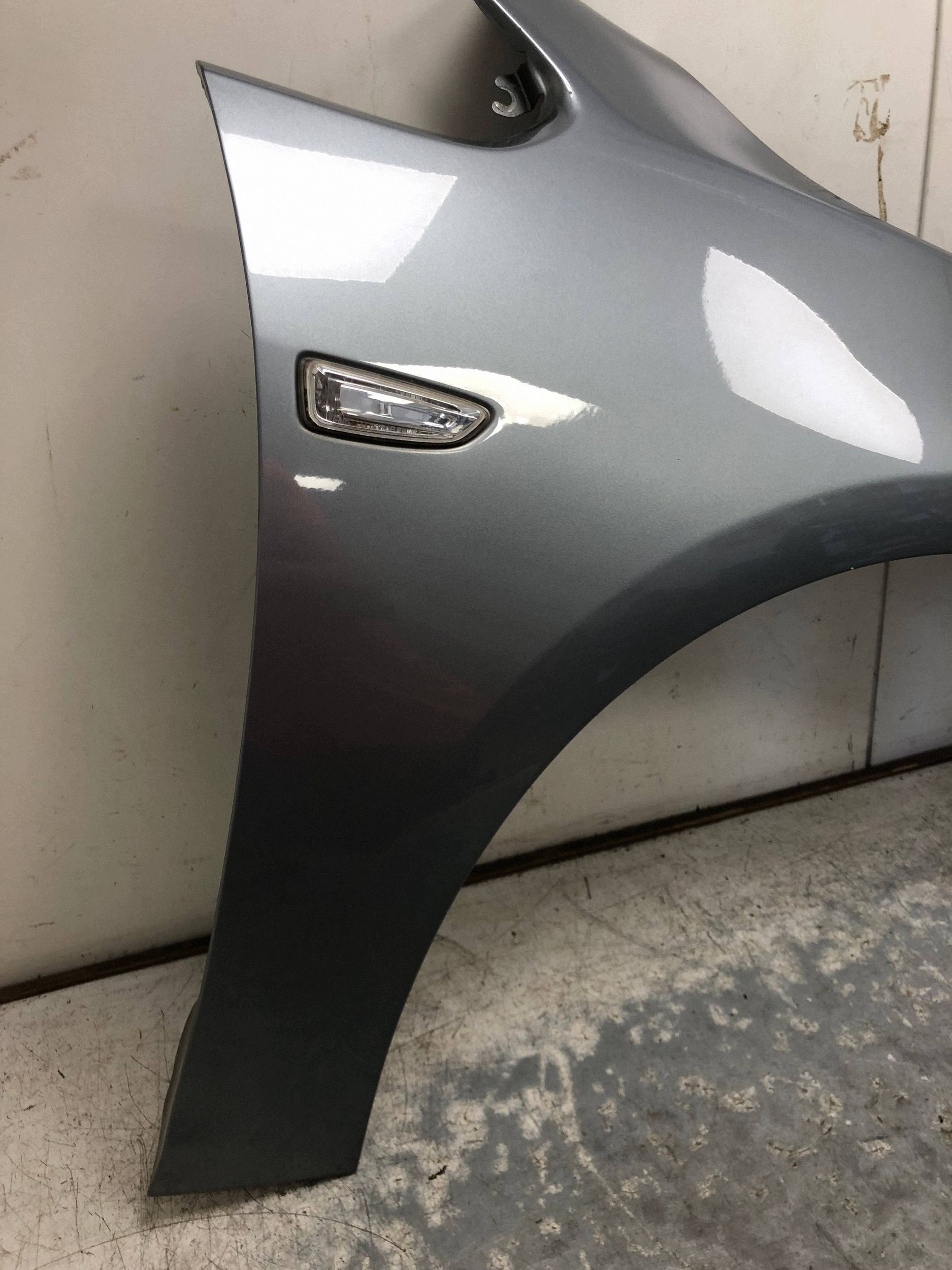 fender right front Z179 OPEL ASTRA J KOMBI