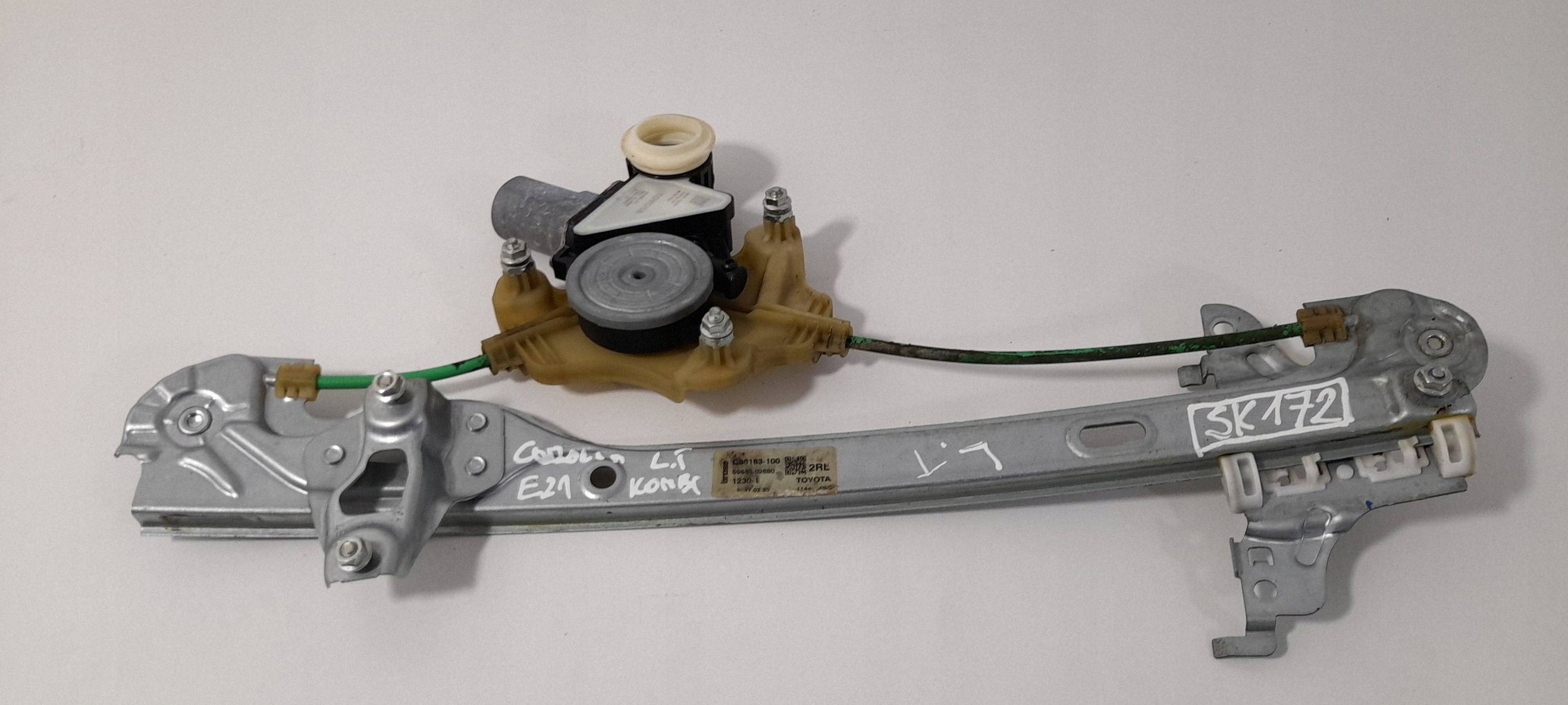 Toyota Corolla E21 Kombi window regulator left rear 6984002680 (SK172)