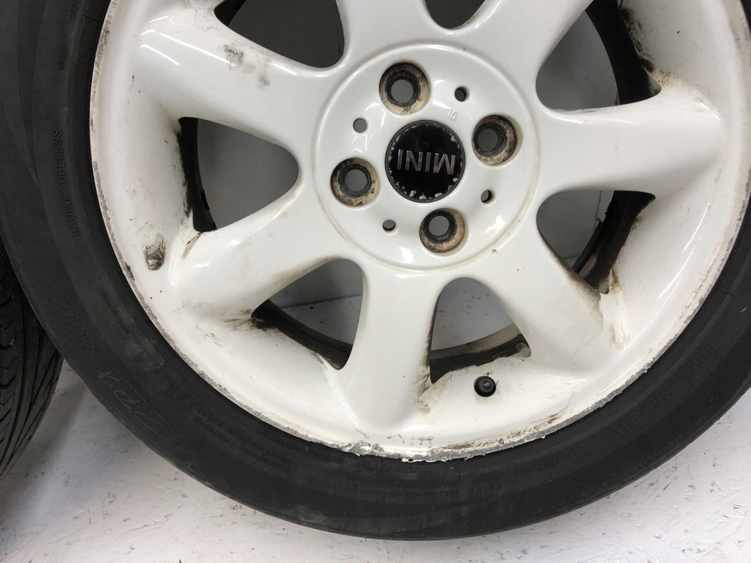 KOŁA FELGI ALUMINIOWE 16'' 4X100 MINI COOPER D R56 Profil opony 55