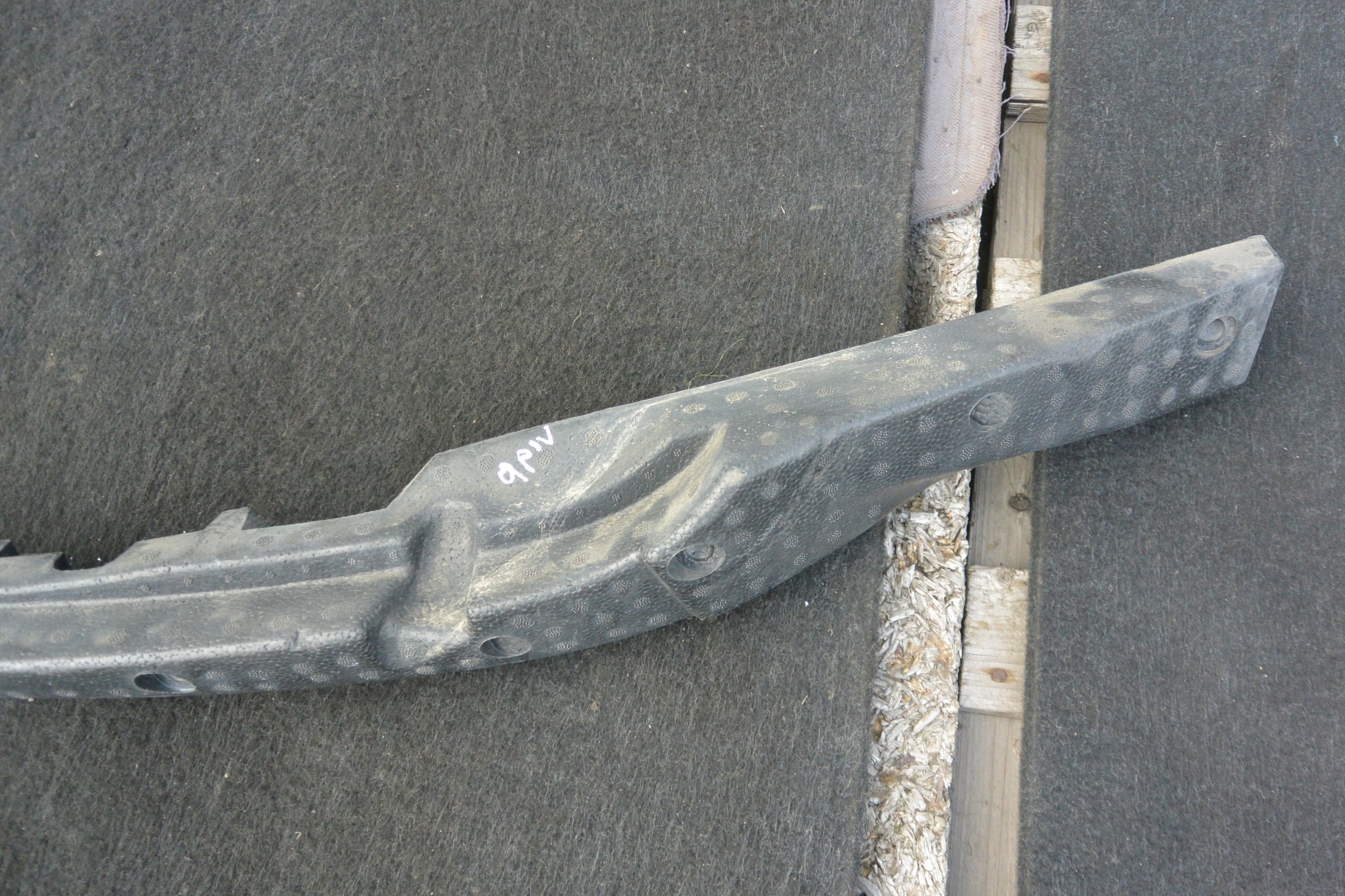 ABSORBER nárazníku předek MASERATI QUATTROPORTE VI