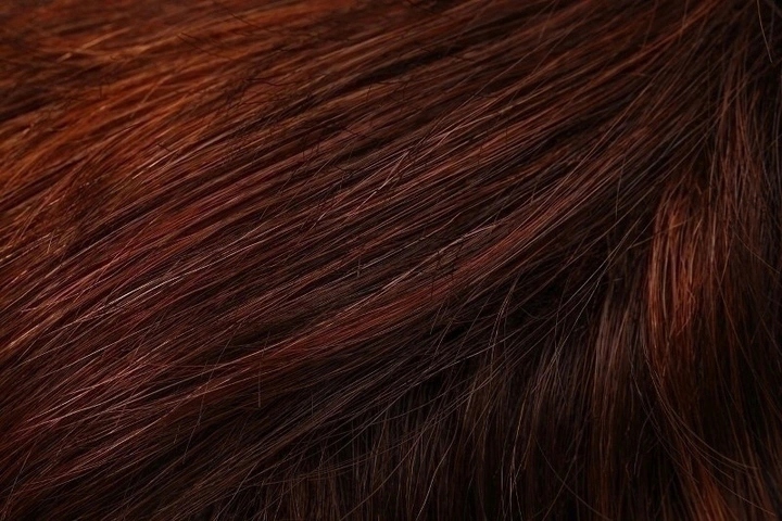 Peruka Syntetyczna FLORENCE Kolory Naturalny Wyglą Kod producenta R-Florence