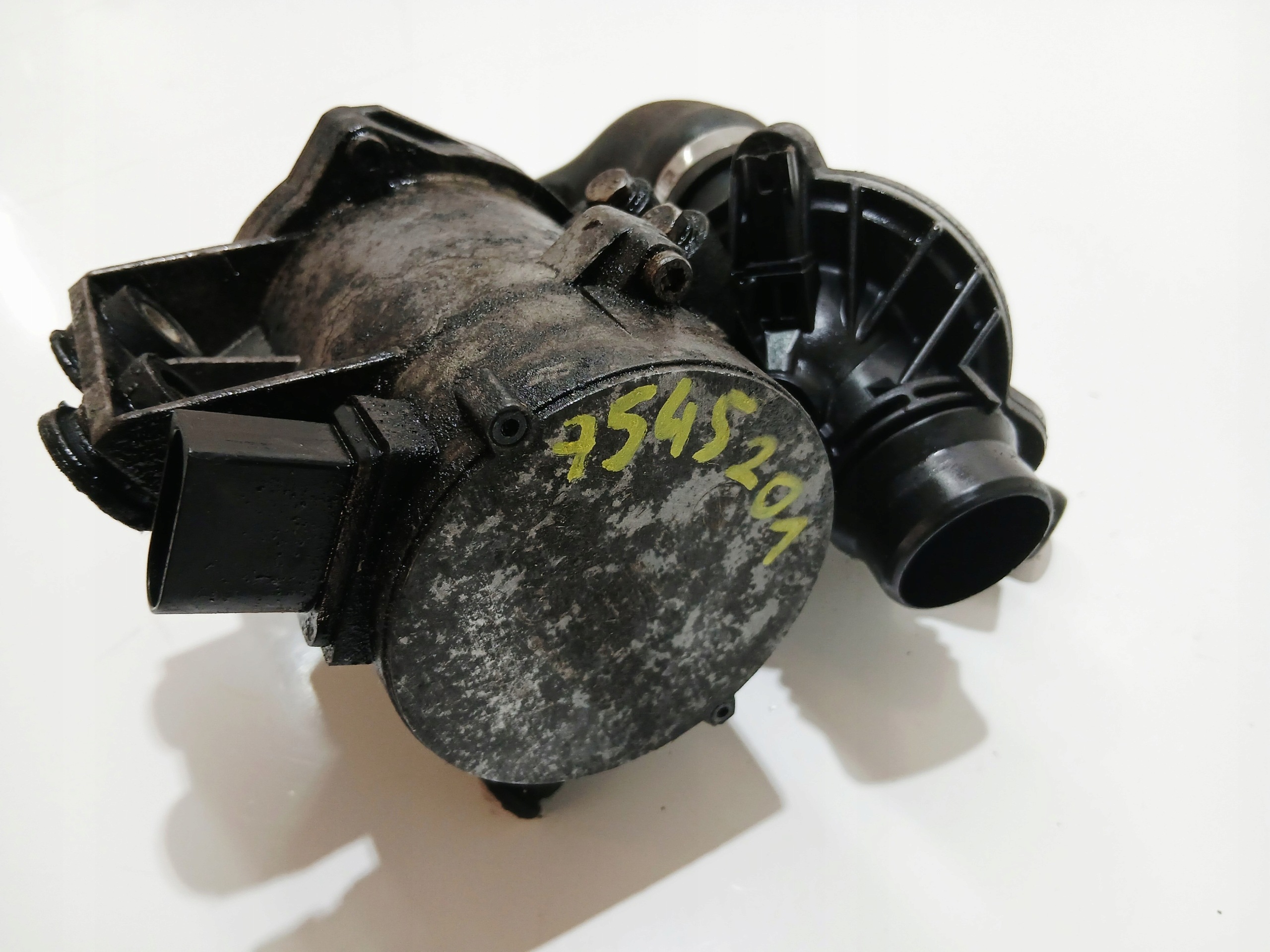 electrical water pump BMW E60 E61 LCI N53 7545201