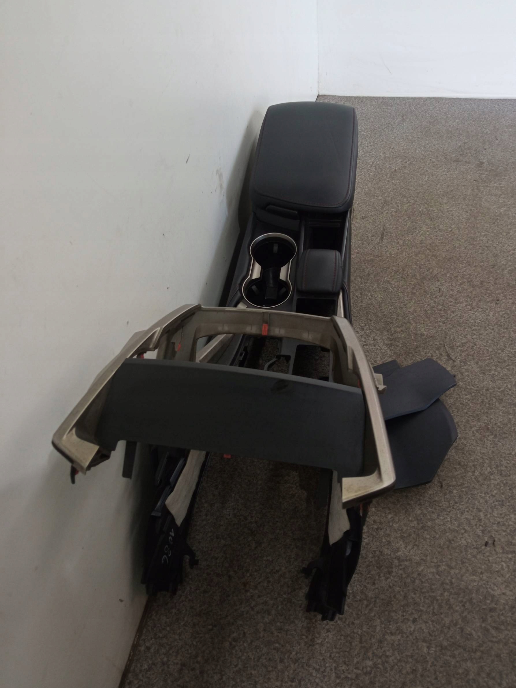 TUNEL central armrest passenger compartment Lexus NX and (2014- 2021 )