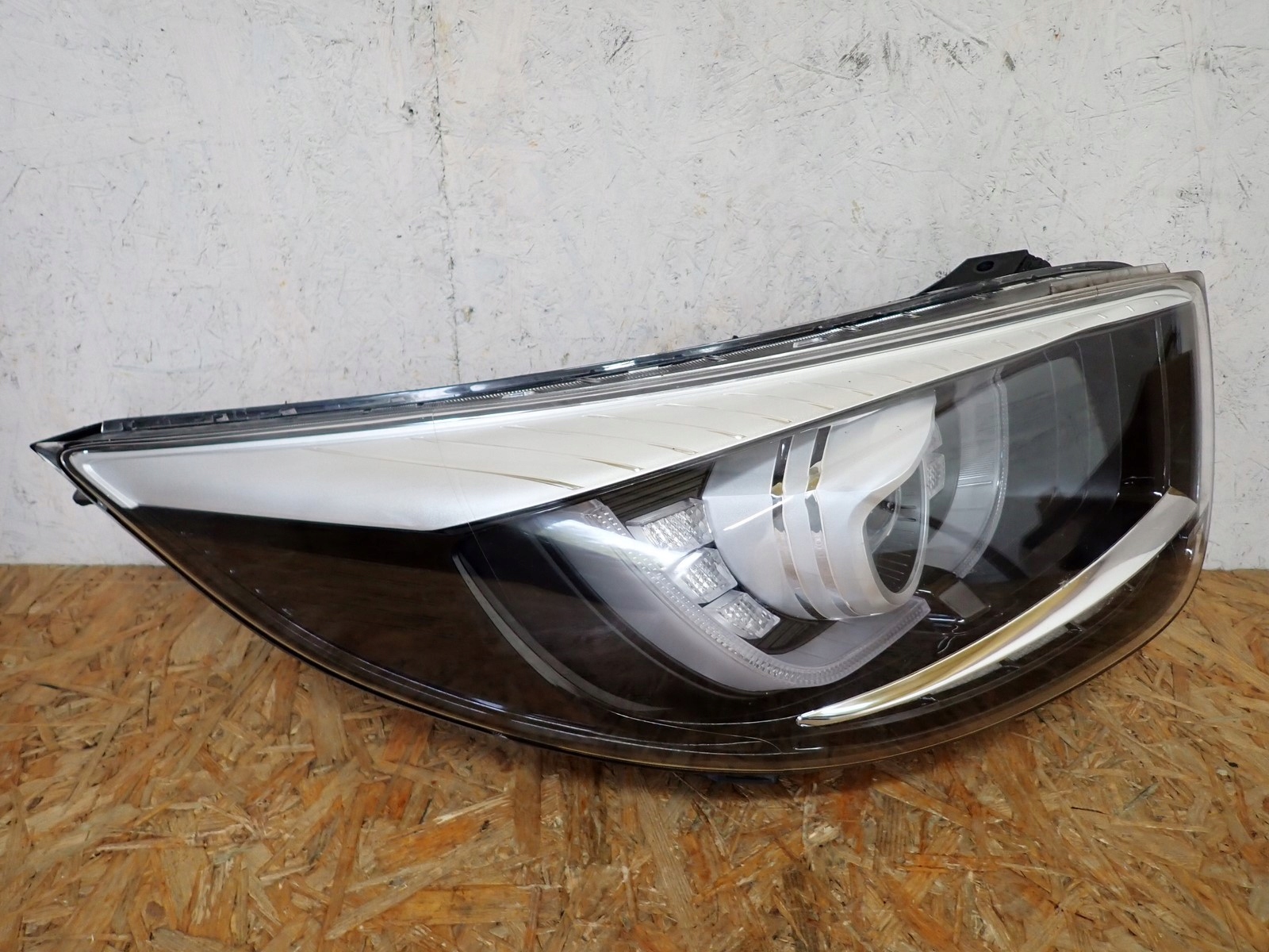 light right REFLEKTOR right LED KIA PICANTO 3 III JA 92102-G63