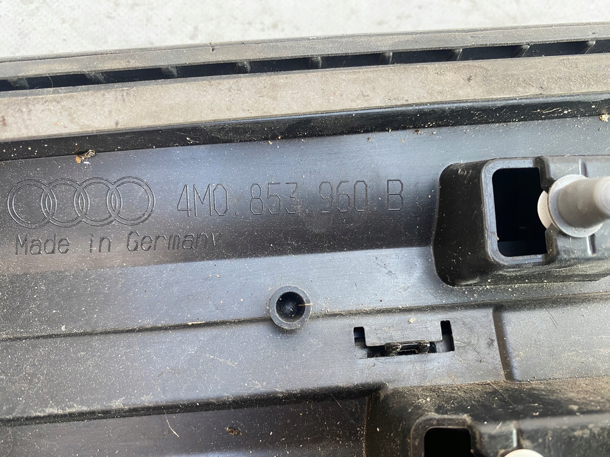 AUDI Q7 II 4M0 S LINE moulding door right front