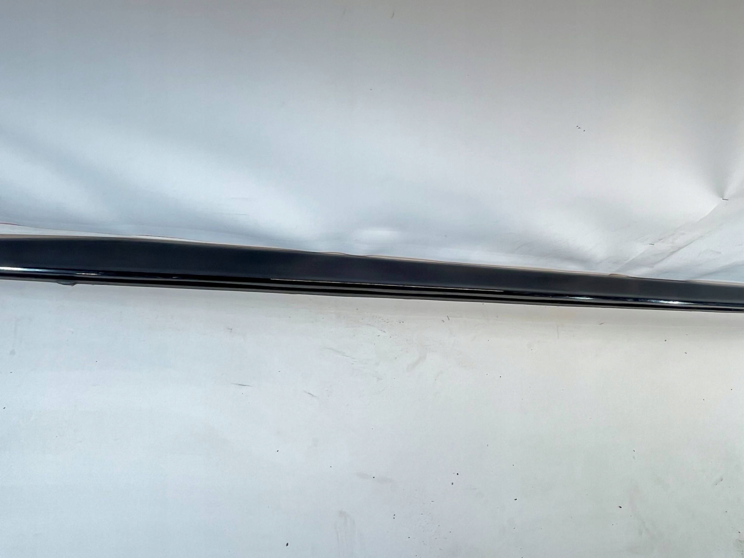 moulding threshold right side Volkswagen Golf VIII 5H0853288A