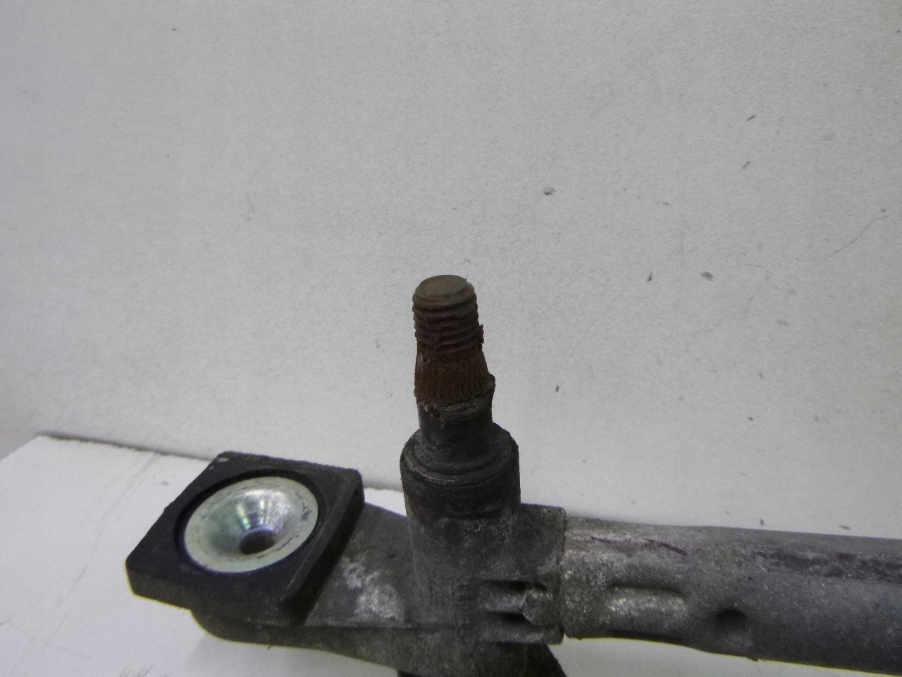 wiper mechanism front Ford Focus II 05r.