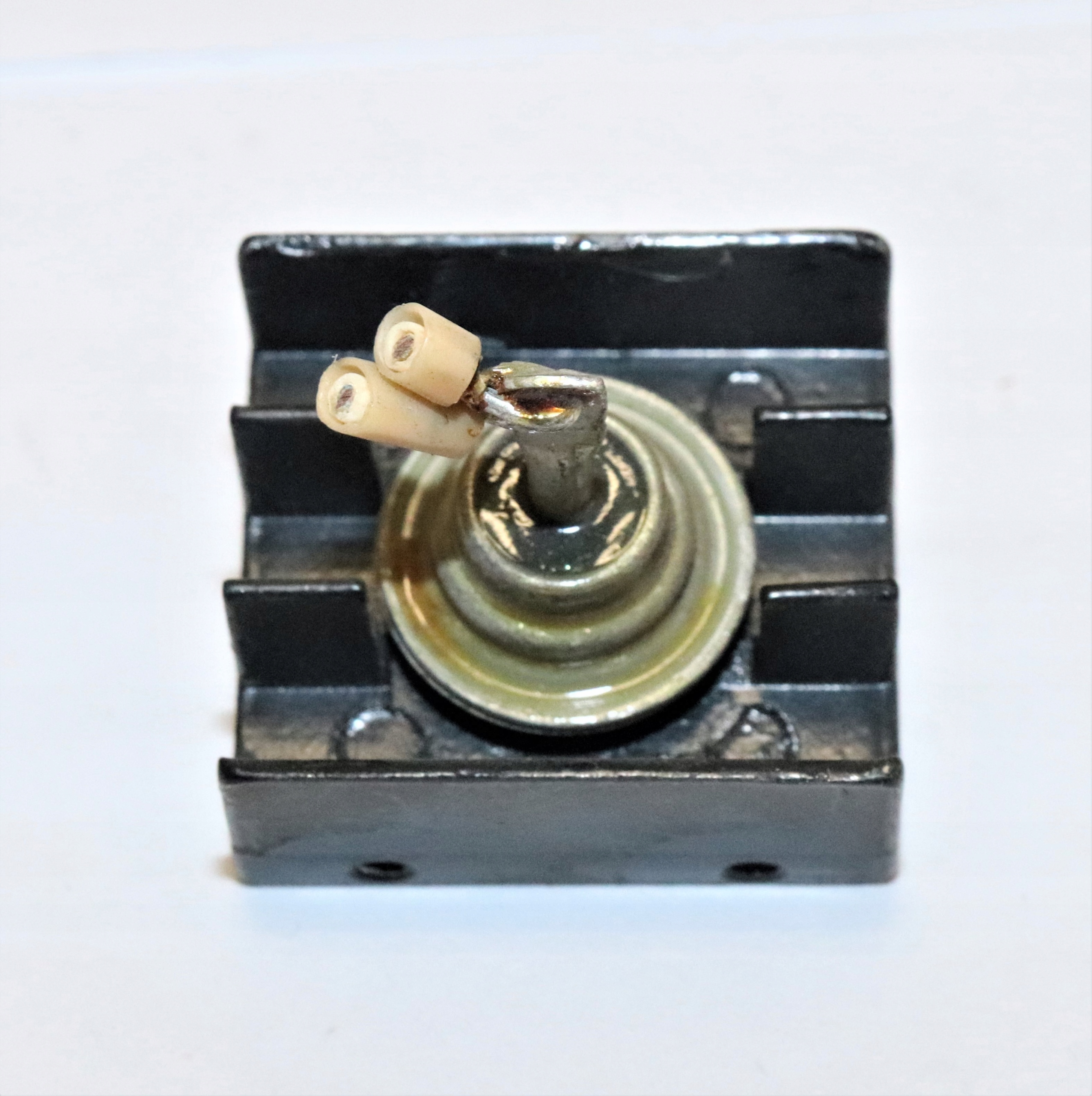 Radiator z diodą 2D203A 10A/420V Symbol 65