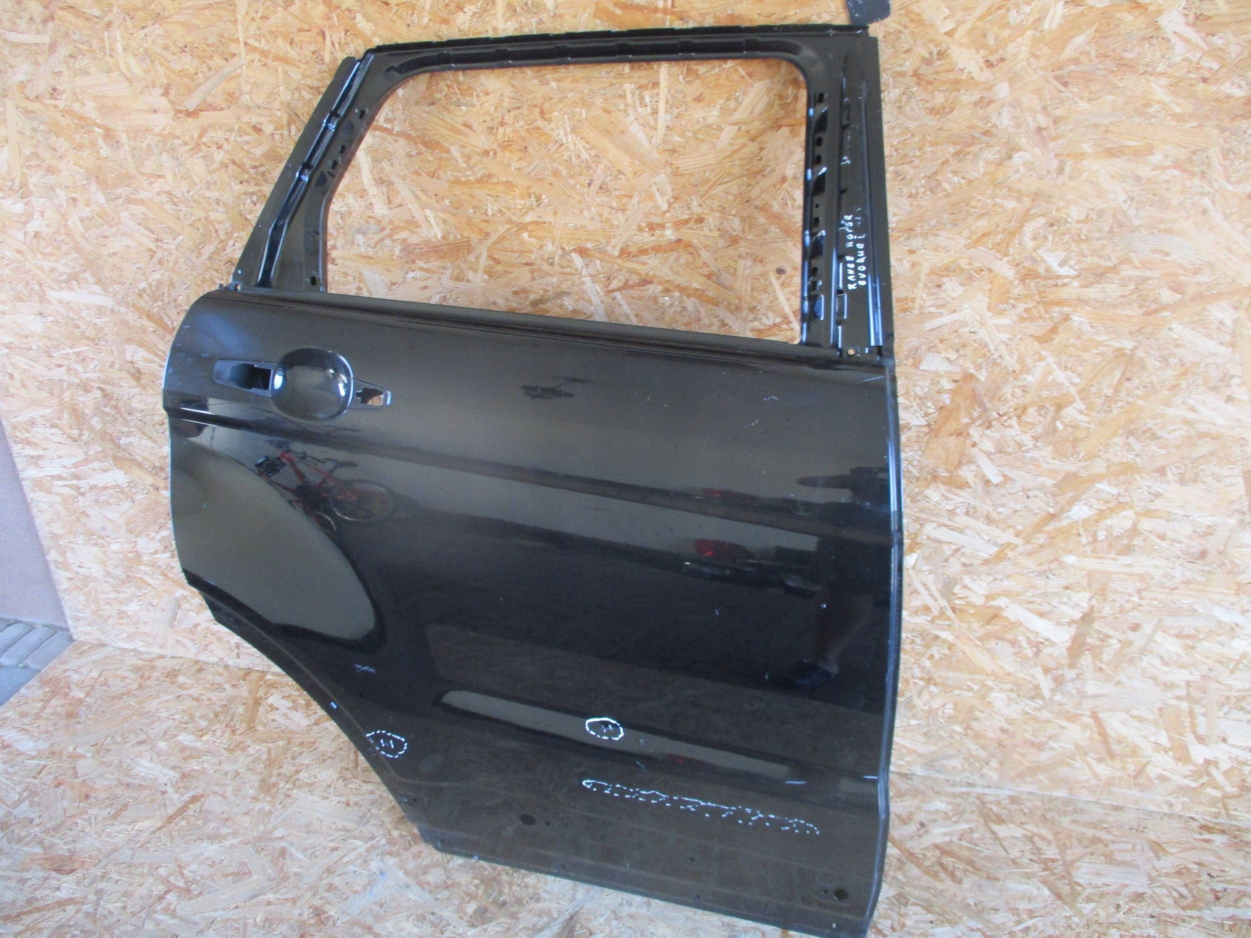 door rear part rear. right LAND ROVER EVOQUE and
