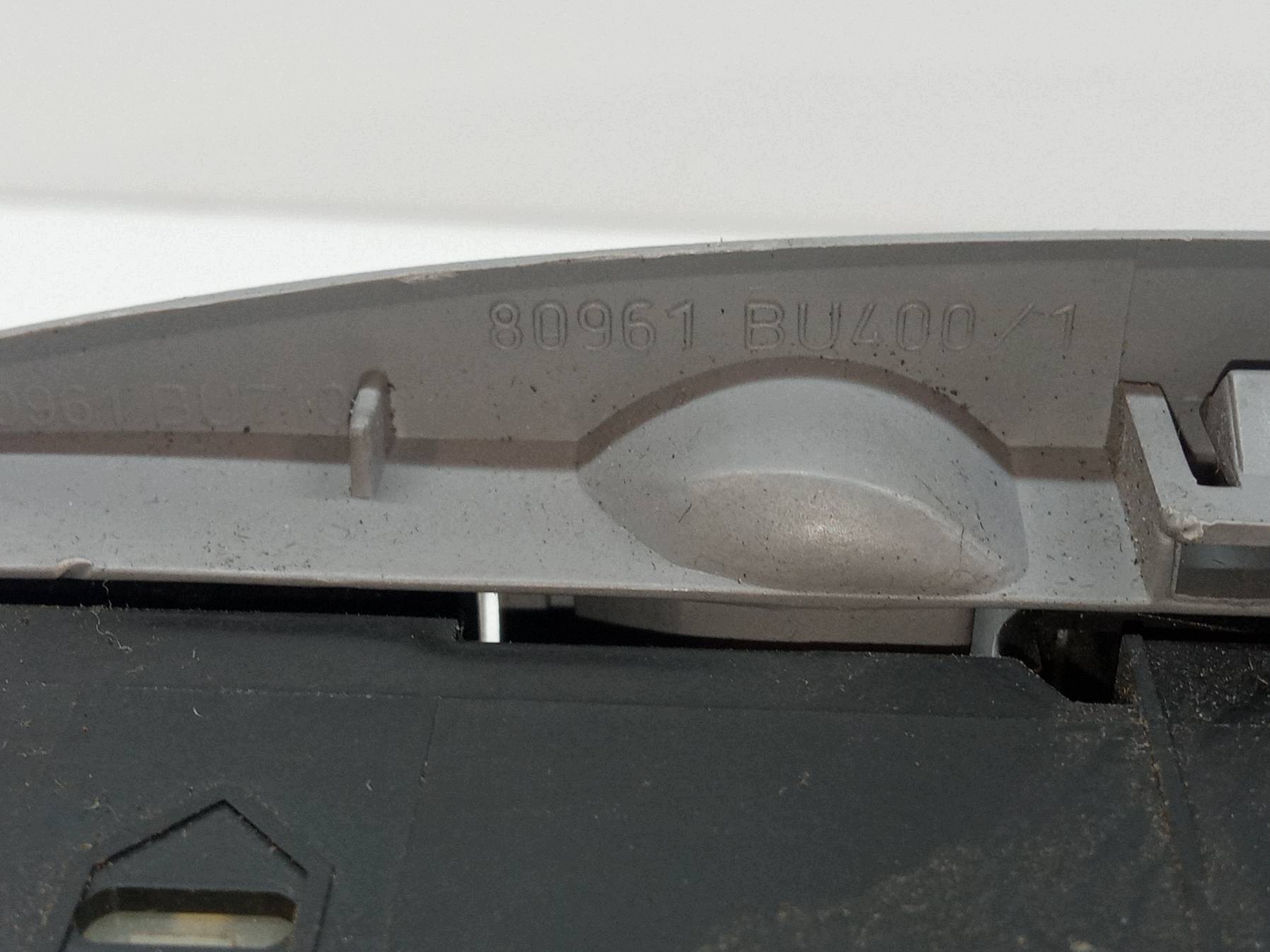 window control switch left front 80961BU400 Nissan Almera Tino and (2000-2006)
