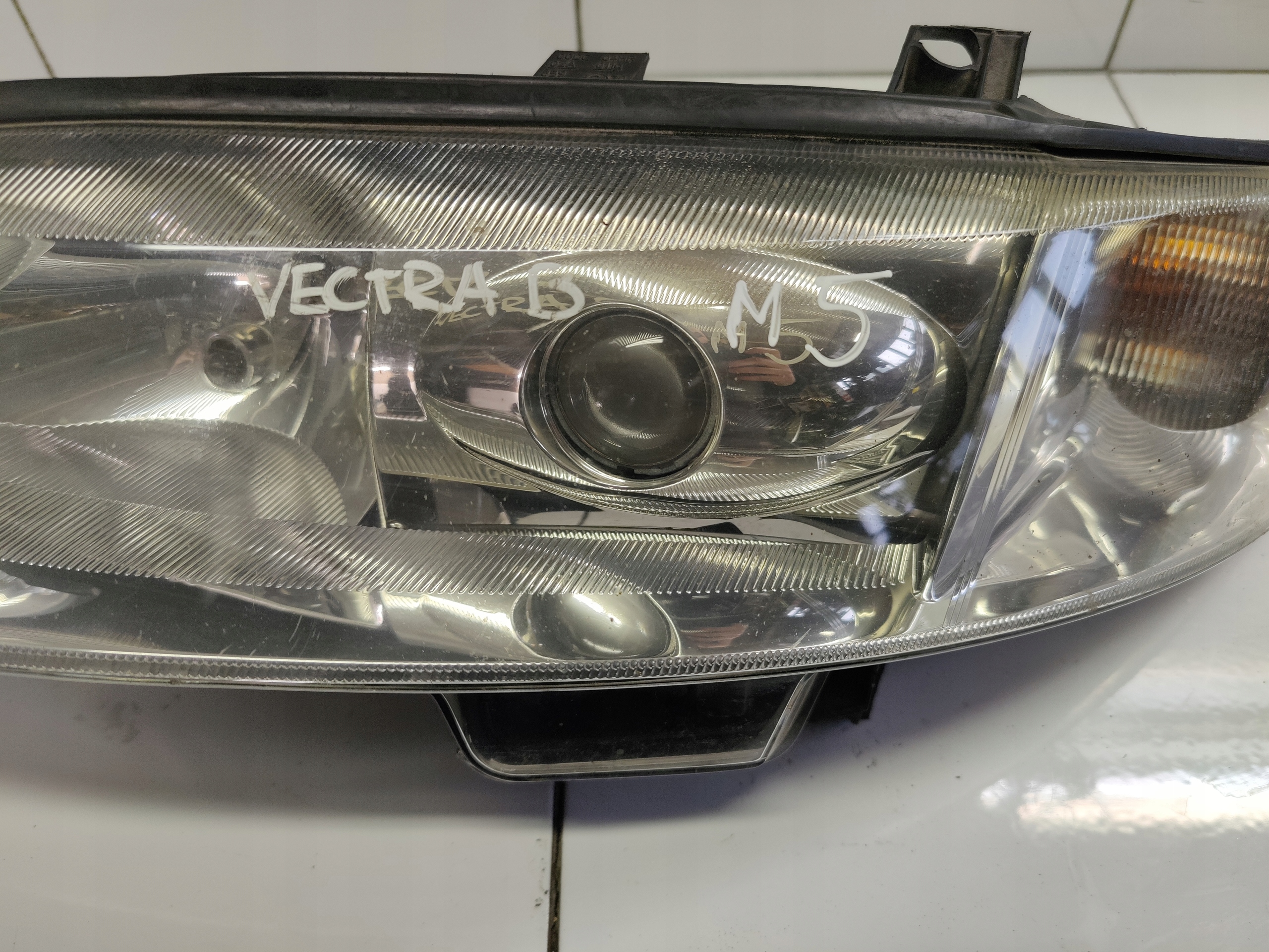 OPEL VECTRA B light left XENON front 0301179671