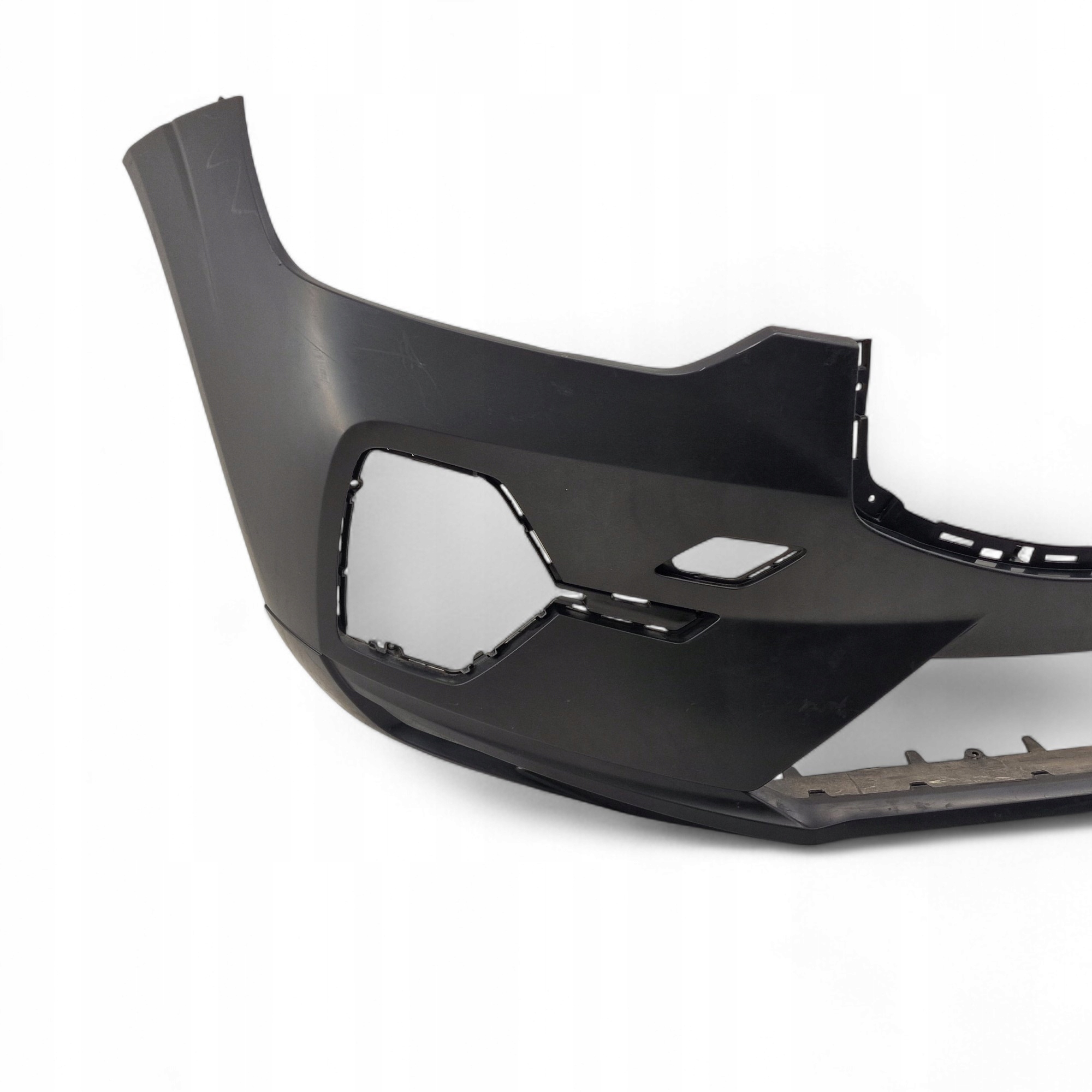 bumper front VOLVO XC60 II LIFT 4X PDC without washers 2021