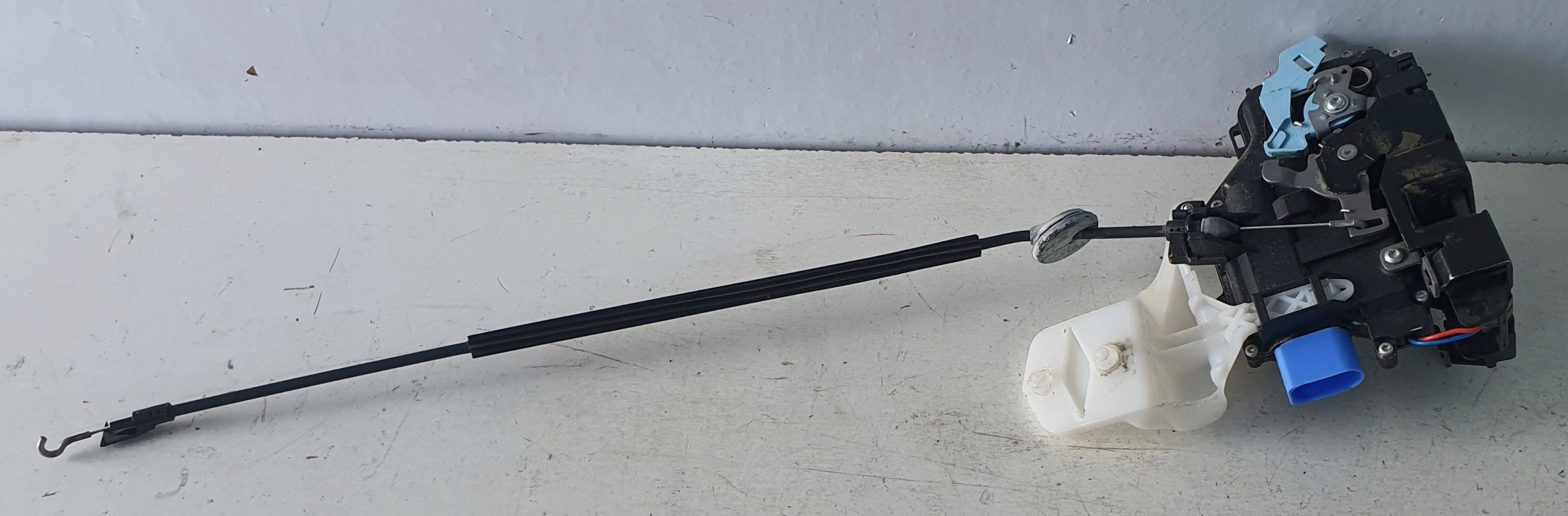 lock door right front VW Caddy Touran