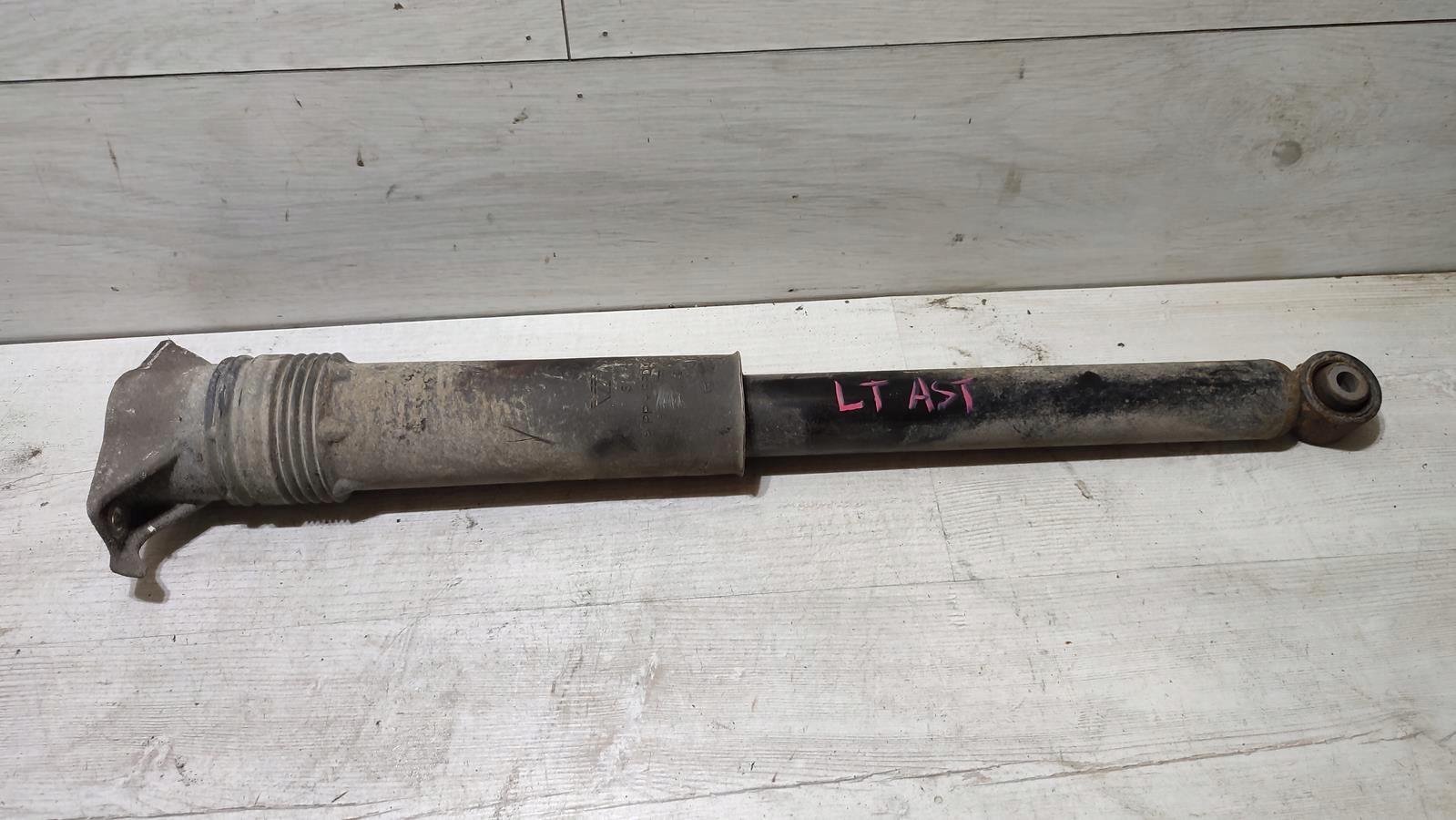 shock absorber left rear part 1.4 Opel Astra K