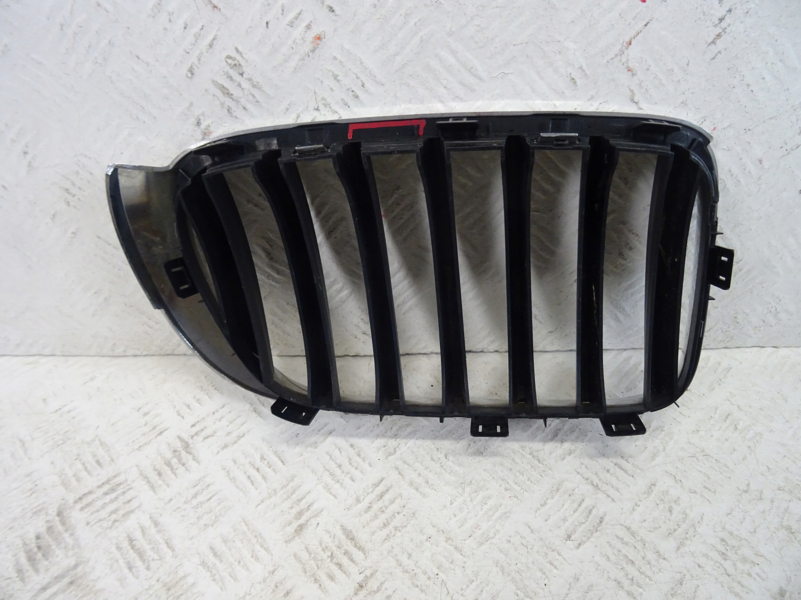 front PREKLADgrill front front kidney grille left BMW X3 F25 51117338571