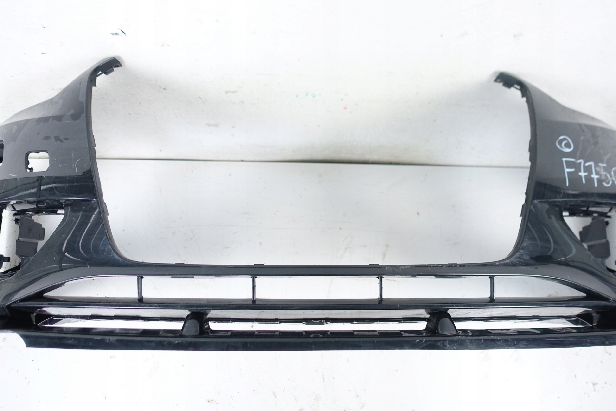 AUDI A3 8V 2013- bumper front front 8V3807437DE