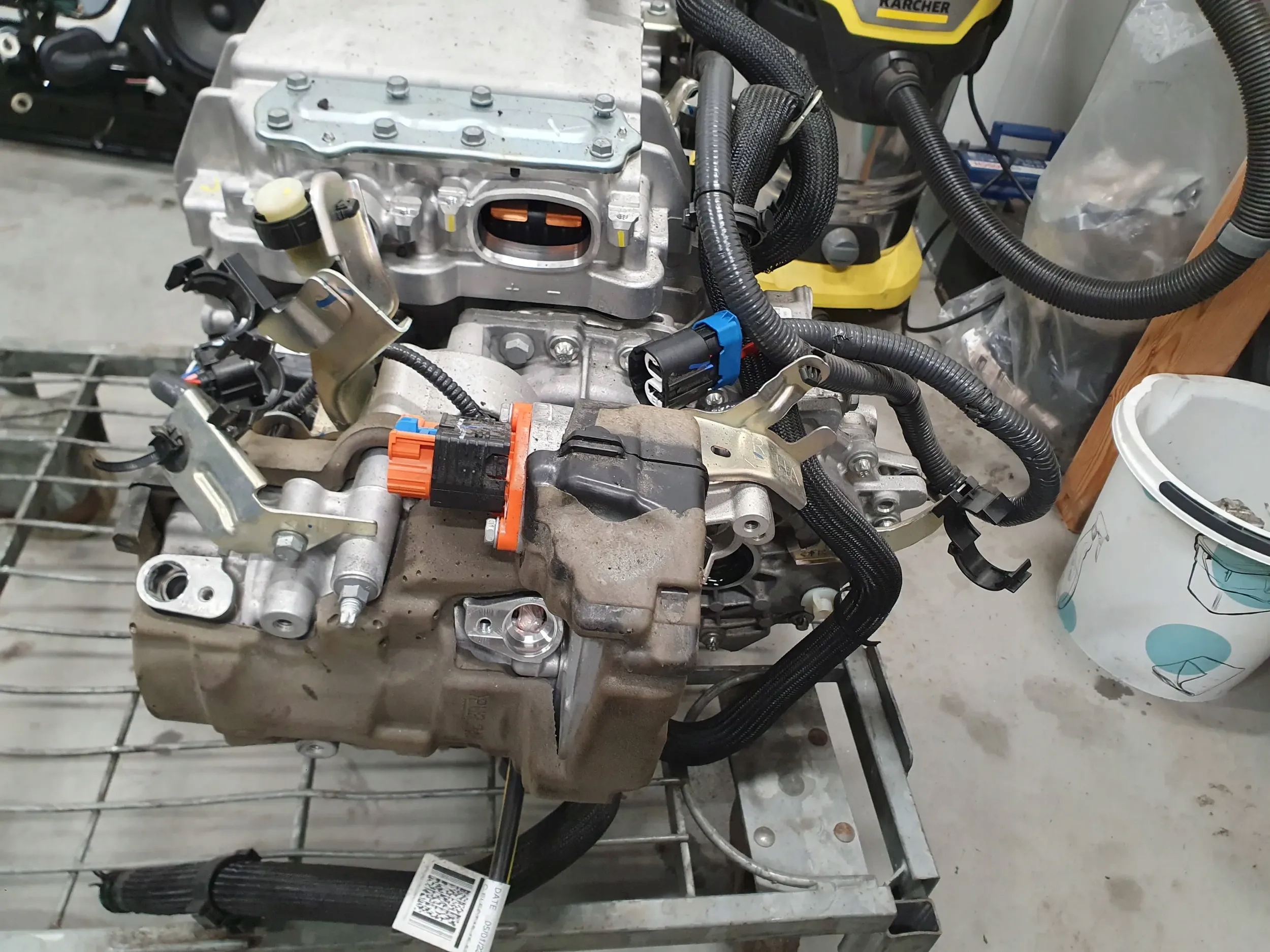 Renault Megane E-Tech 2022-2024 Silnik elektryczny 6AM402