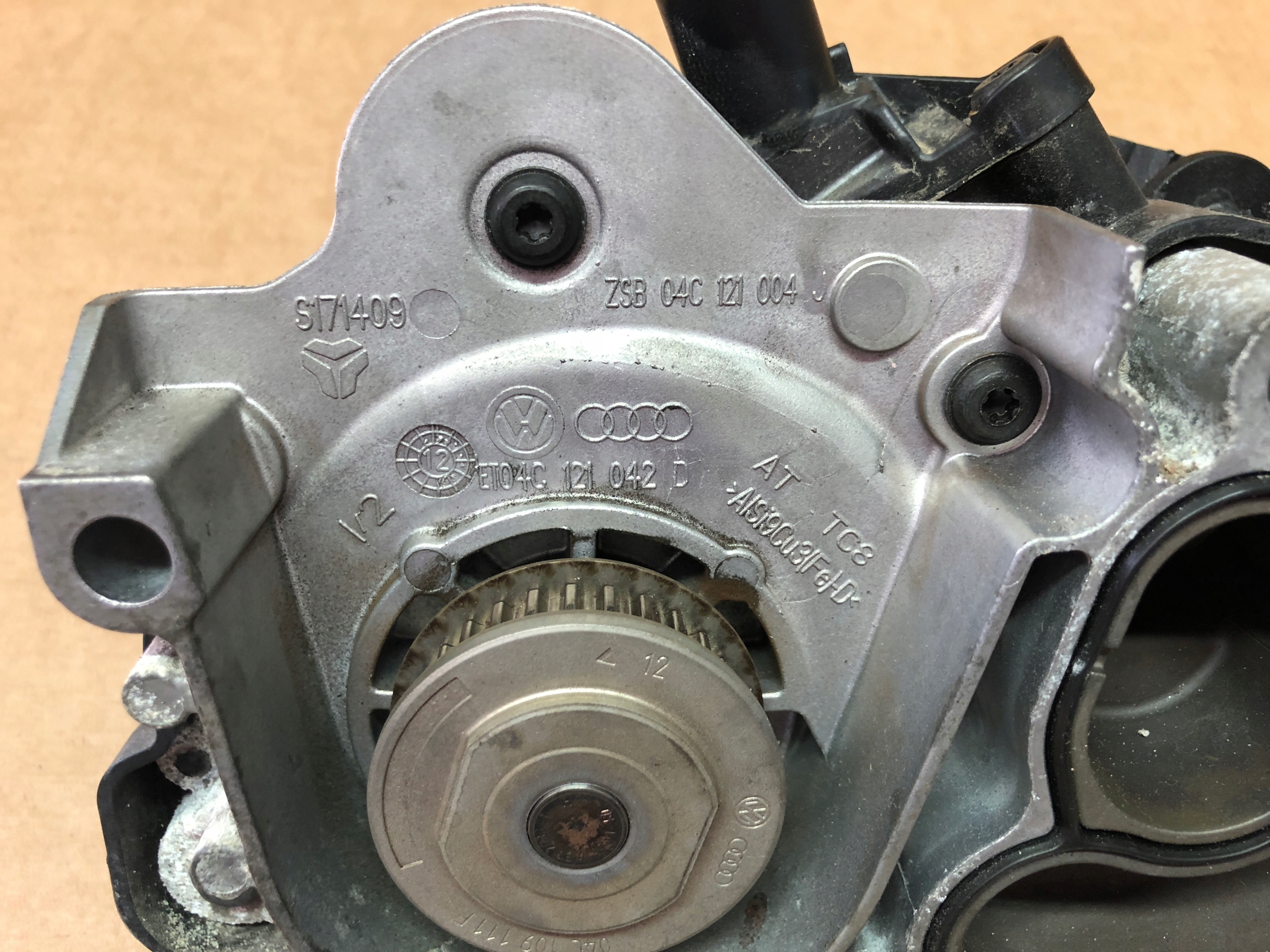 VW AUDI SKODA 1.2TFSI water pump 04C121042D