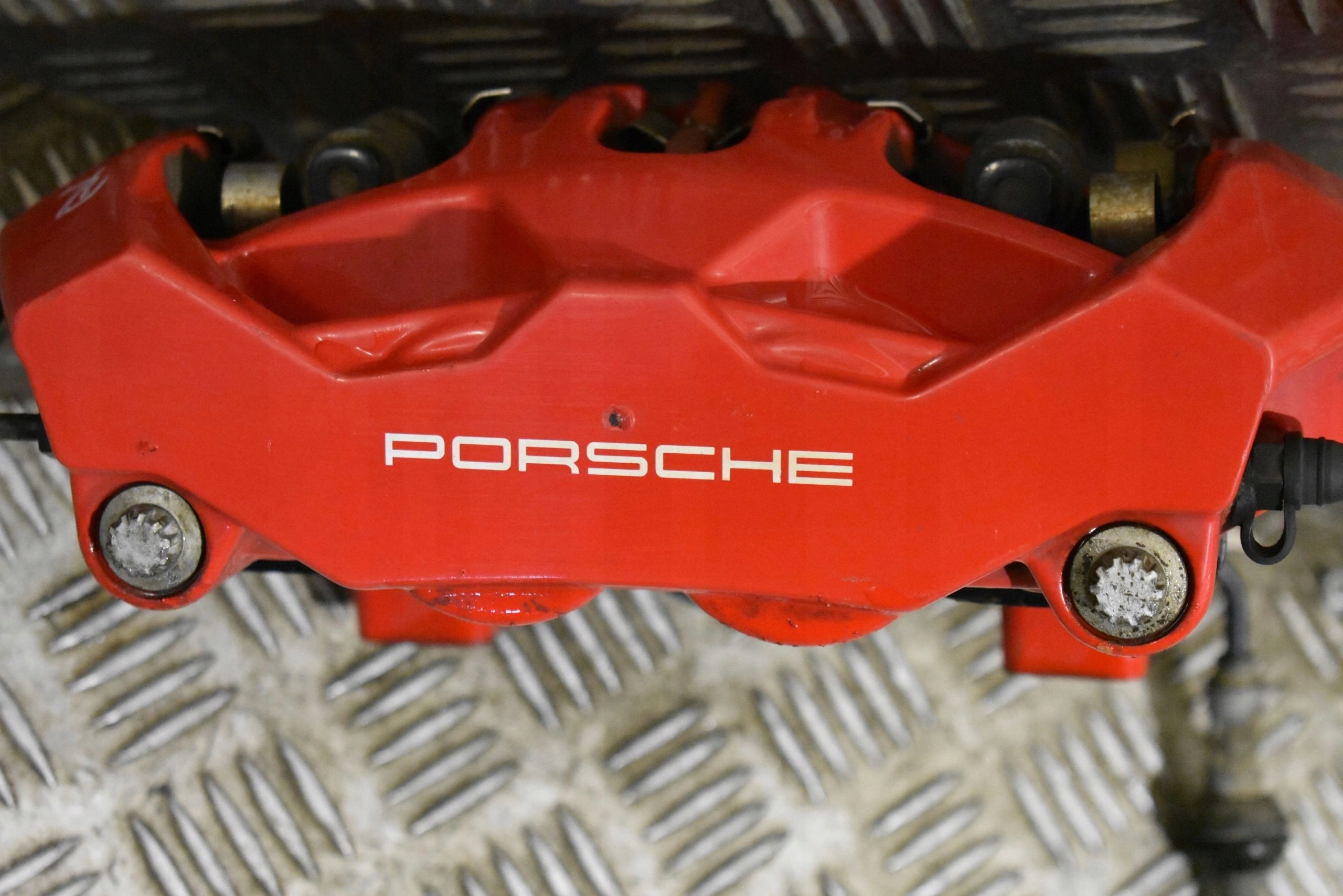 IDEALNY caliper brake rear right PORSCHE TAYCAN 1