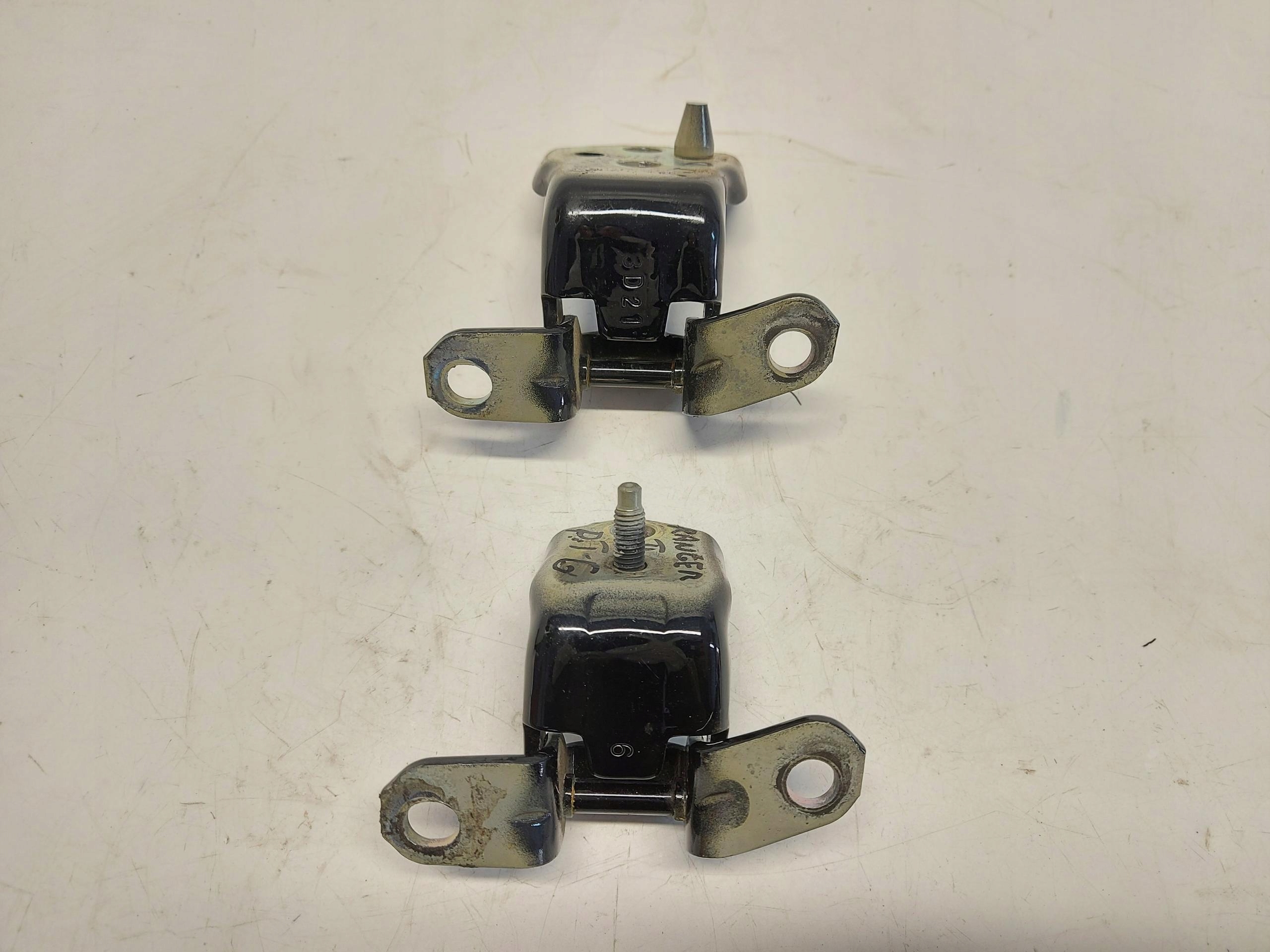 Ford Ranger VI 6 2023r hinge door right rear part upper lower kpl.
