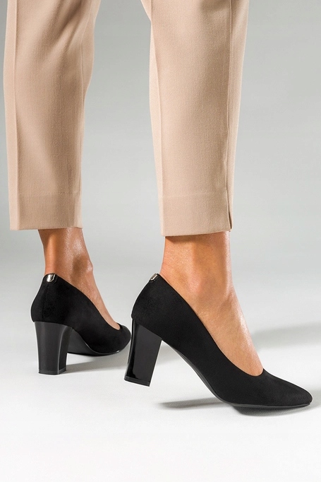 CZÓŁENKA NA SŁUPKU DAMSKIE SKÓRZANA WKŁADKA CZARNE KLASYCZNE LEKKIE r 37