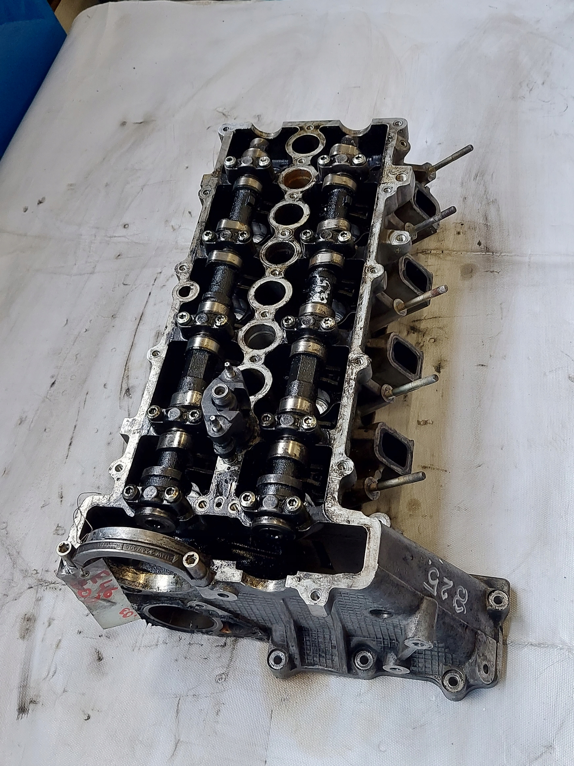 TESTATA BMW E46 200 R 2.0 TD 22466019