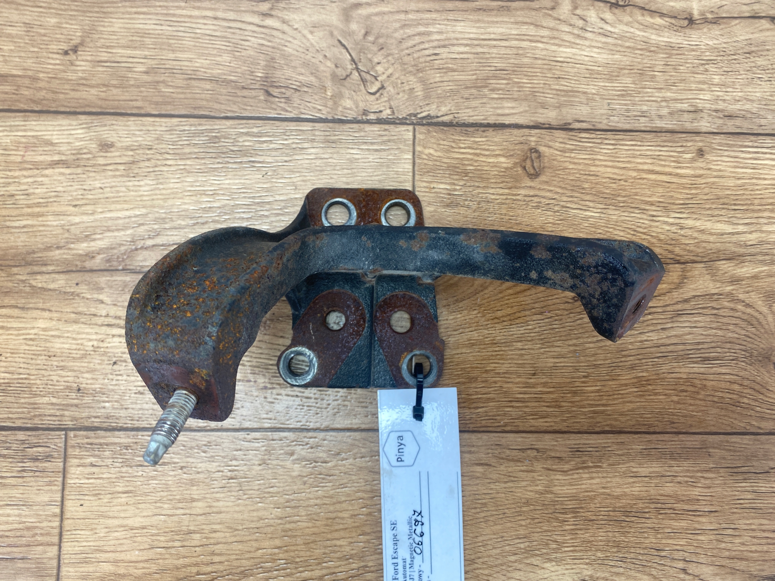 console holder engine mount Ford Kuga MK3 Escape 2020+ USA