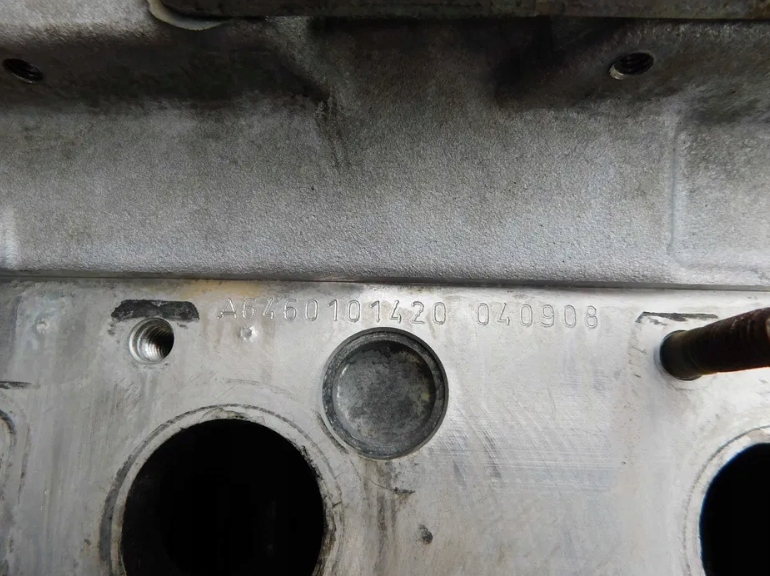 TESTATA Motore completa 2.2 CDI 646 Mercedes Sprinter oryg A6460101420