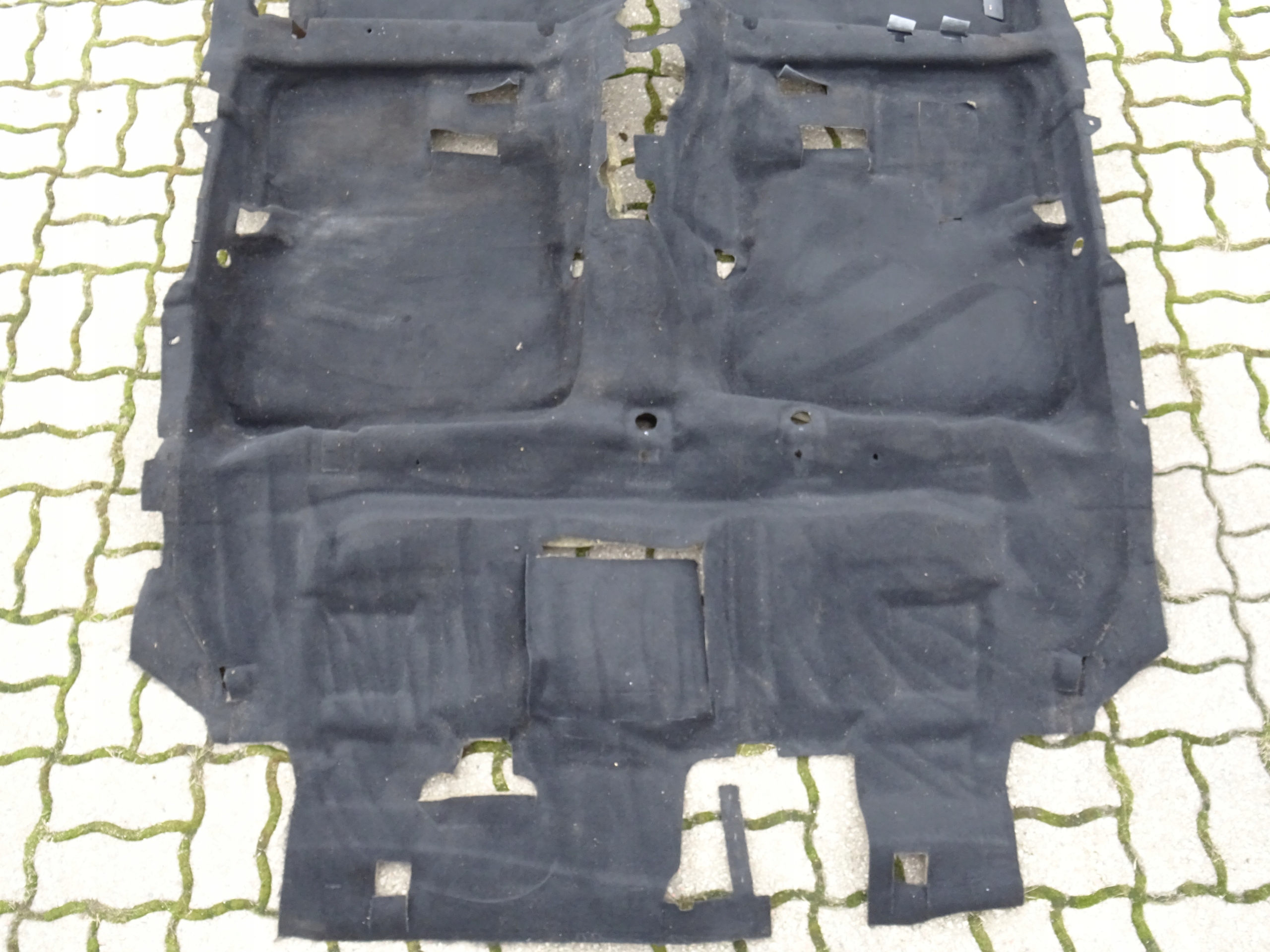 DYWAN WYKLADZINA PODLOGA MAZDA 6 I 2002- 2008 Typ samochodu Samochody osobowe