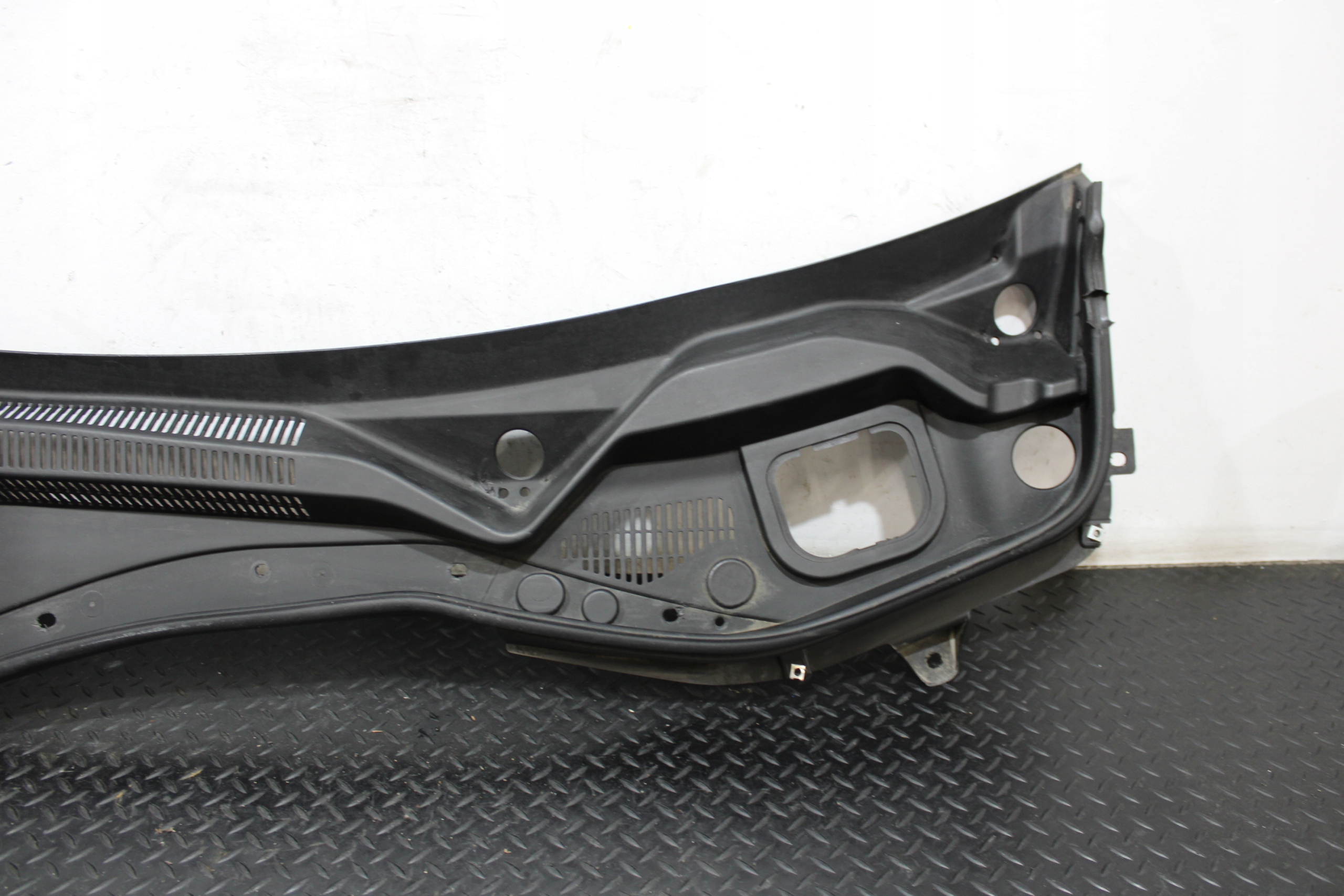 torpedo MASERATI LEVANTE M161 670040250